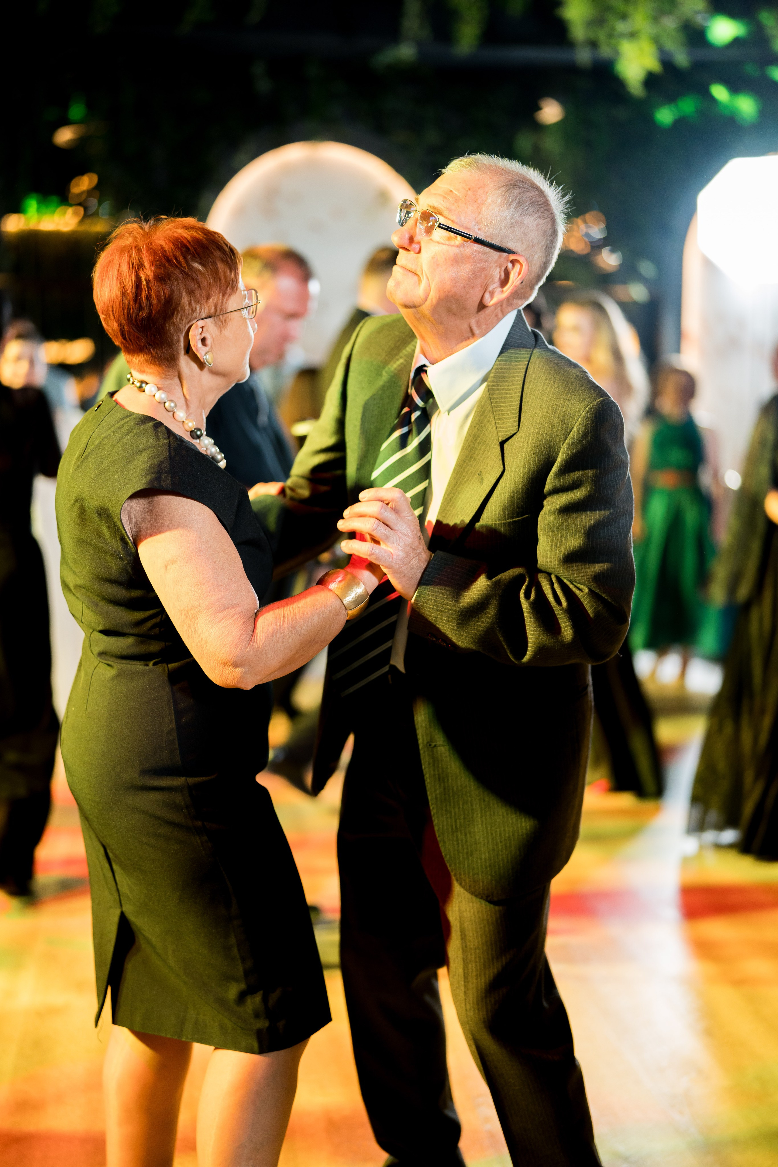 PARTY. Gabriel Florea — Fotograf nuntă București