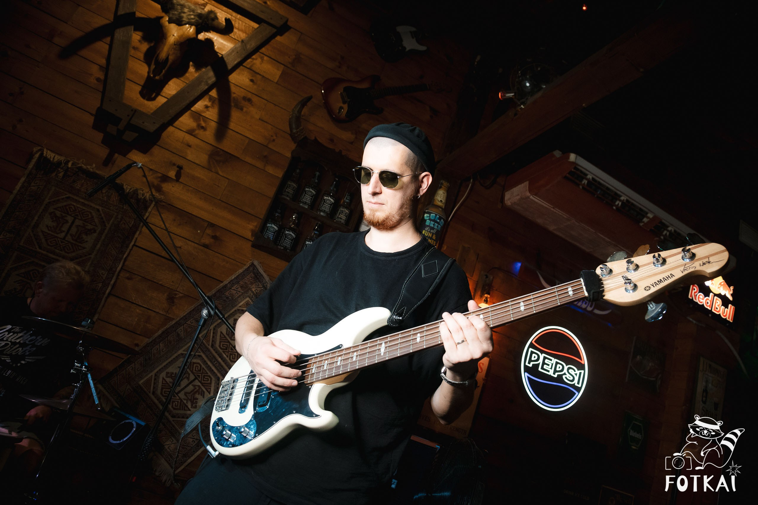 MonTorre Band en El Paso Rock Bar Torrevieja: Reportaje fotográfico 27.09.25 | FOTKAI