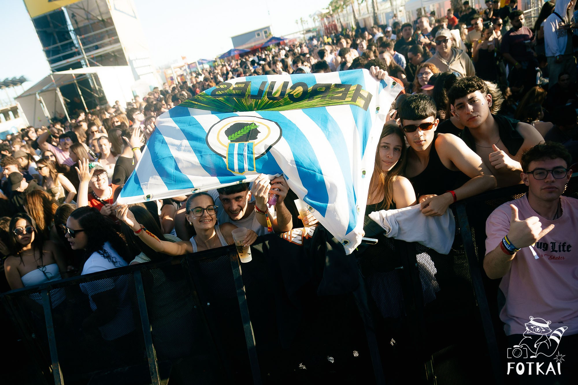 Fotos Costa Sonora 2026 Alicante Día 2 — busca tu foto y encuentra amigos del festival | FOTKAI