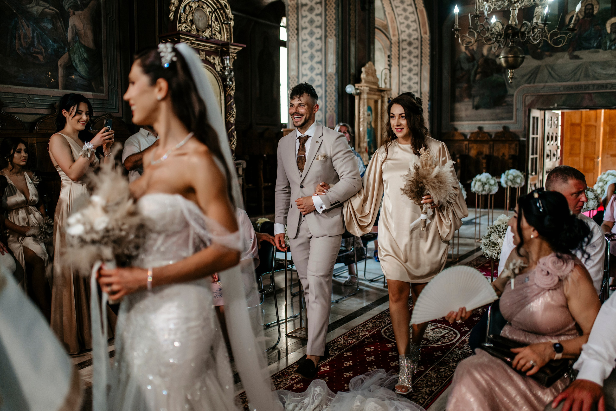 Larisa & Cosmin. Fotograf si Videograf | Nuntă-Botez