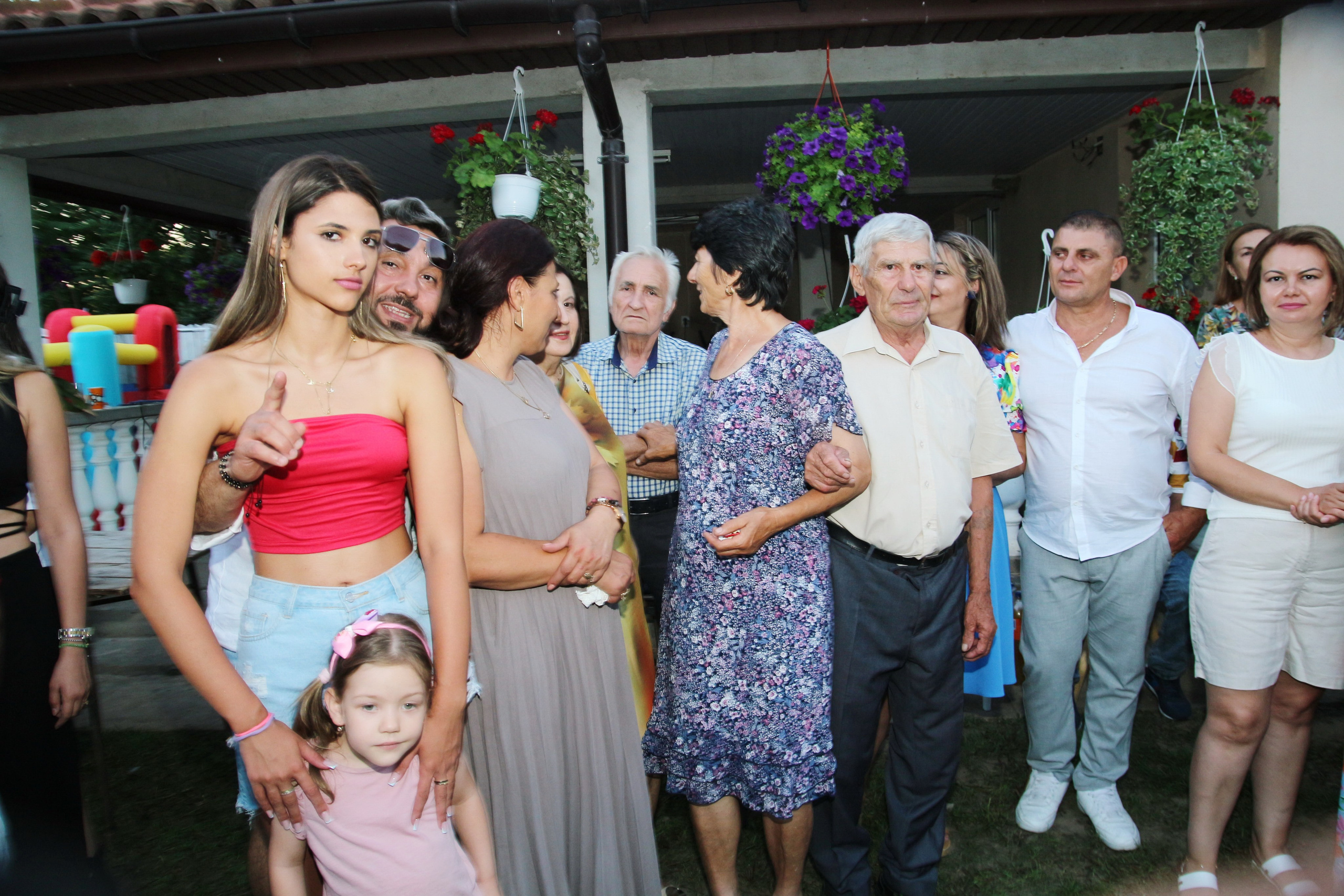 BYZO MEDIA. PETRU BYZO - family and children photographer in ROMANIA