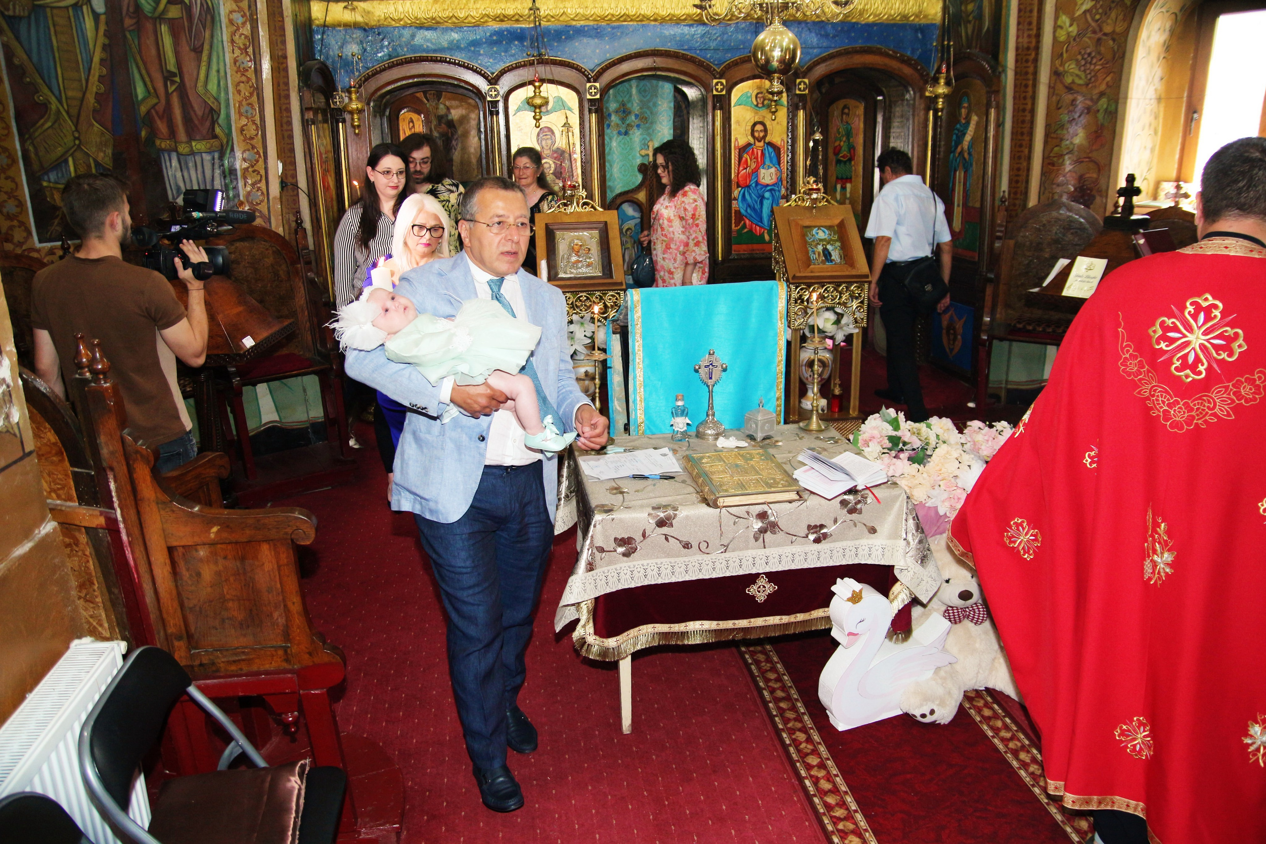 BYZO MEDIA. PETRU BYZO - family and children photographer in ROMANIA