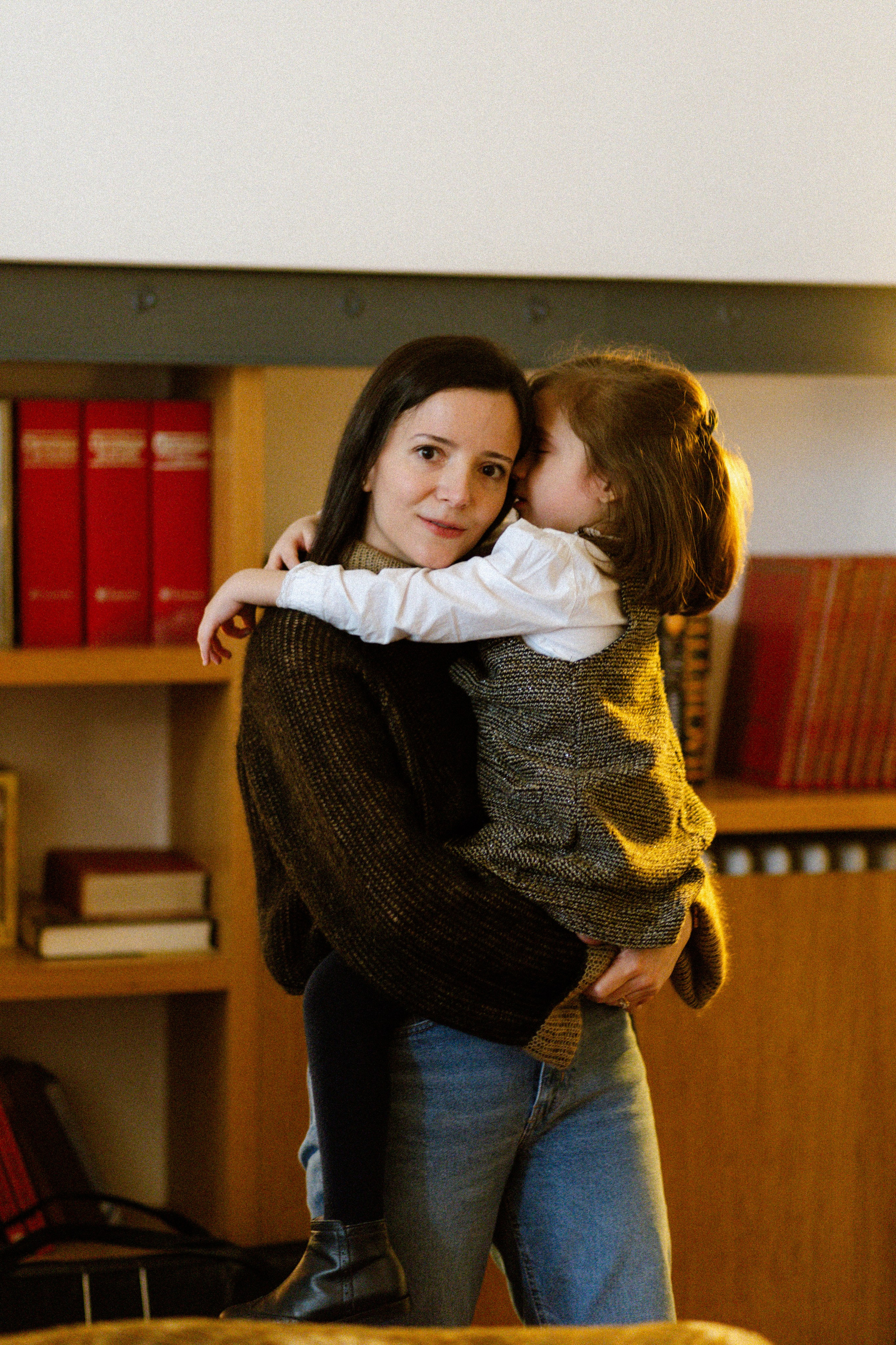 Family At Home Photoshoot in Paris | Natural Lifestyle Photography. Paris Wedding Photographer