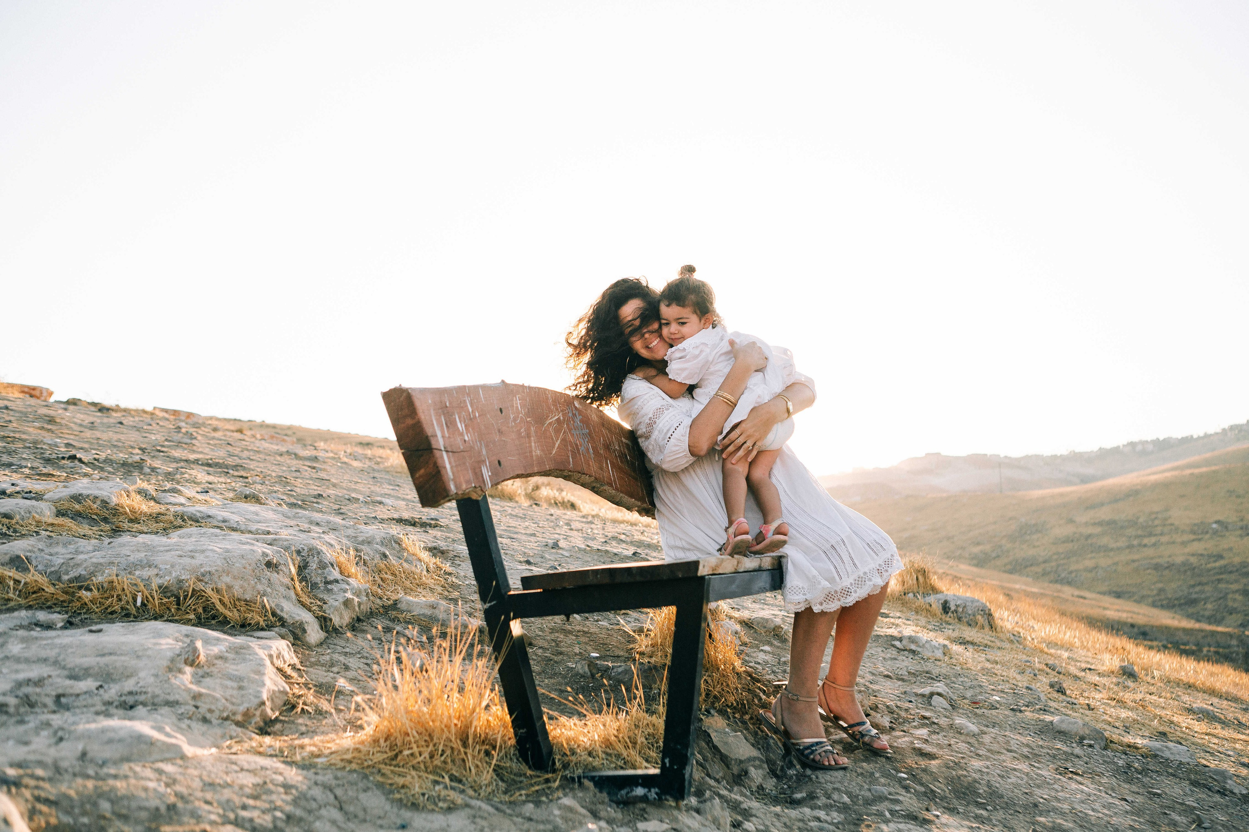 PREGNANT PHOTOSESSION IN THE DESERT. PHOTOGRAPHER IN ISRAEL