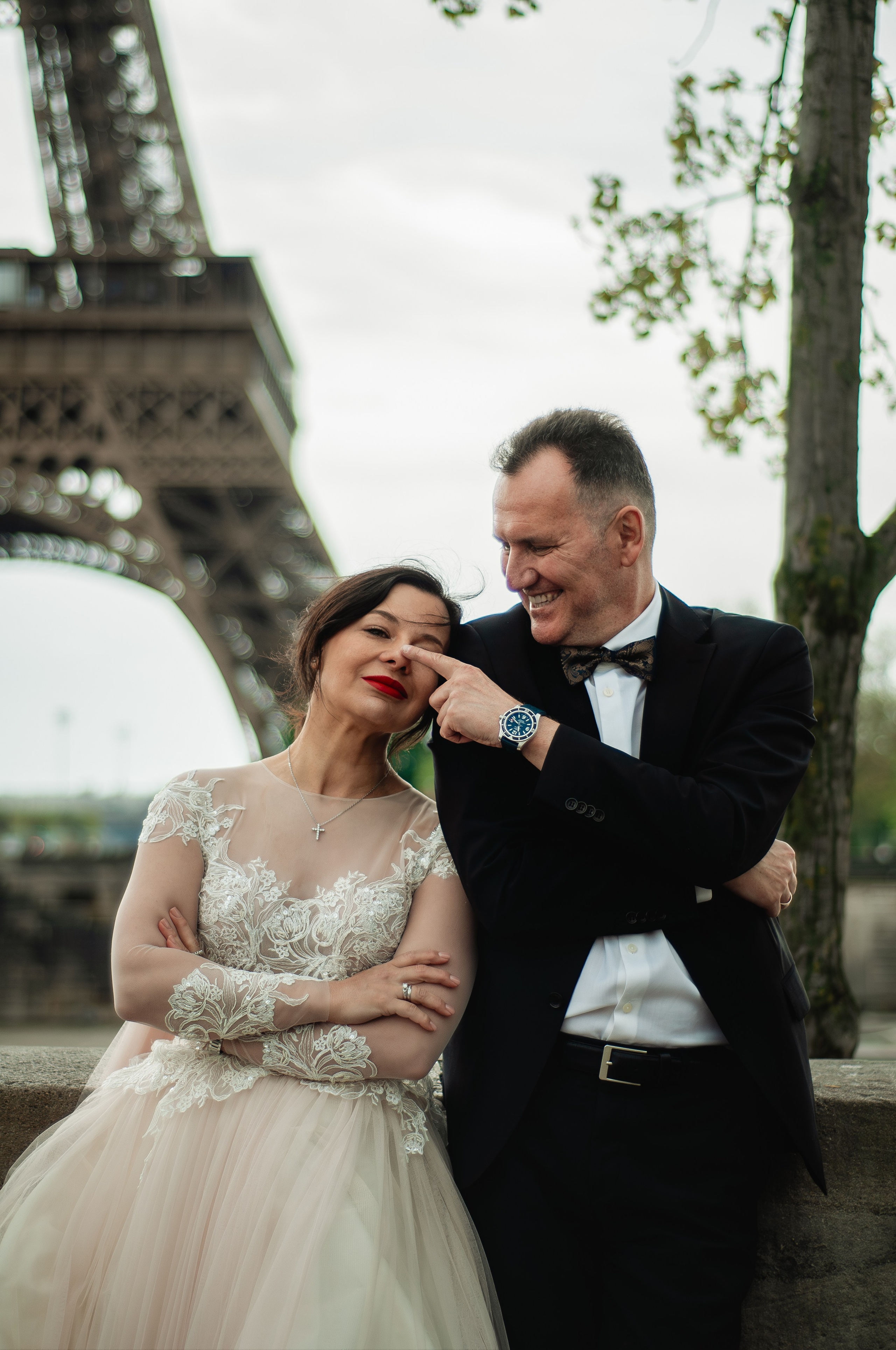 Wedding anniversary photoshoot. Paris photographer — Polina Osipova