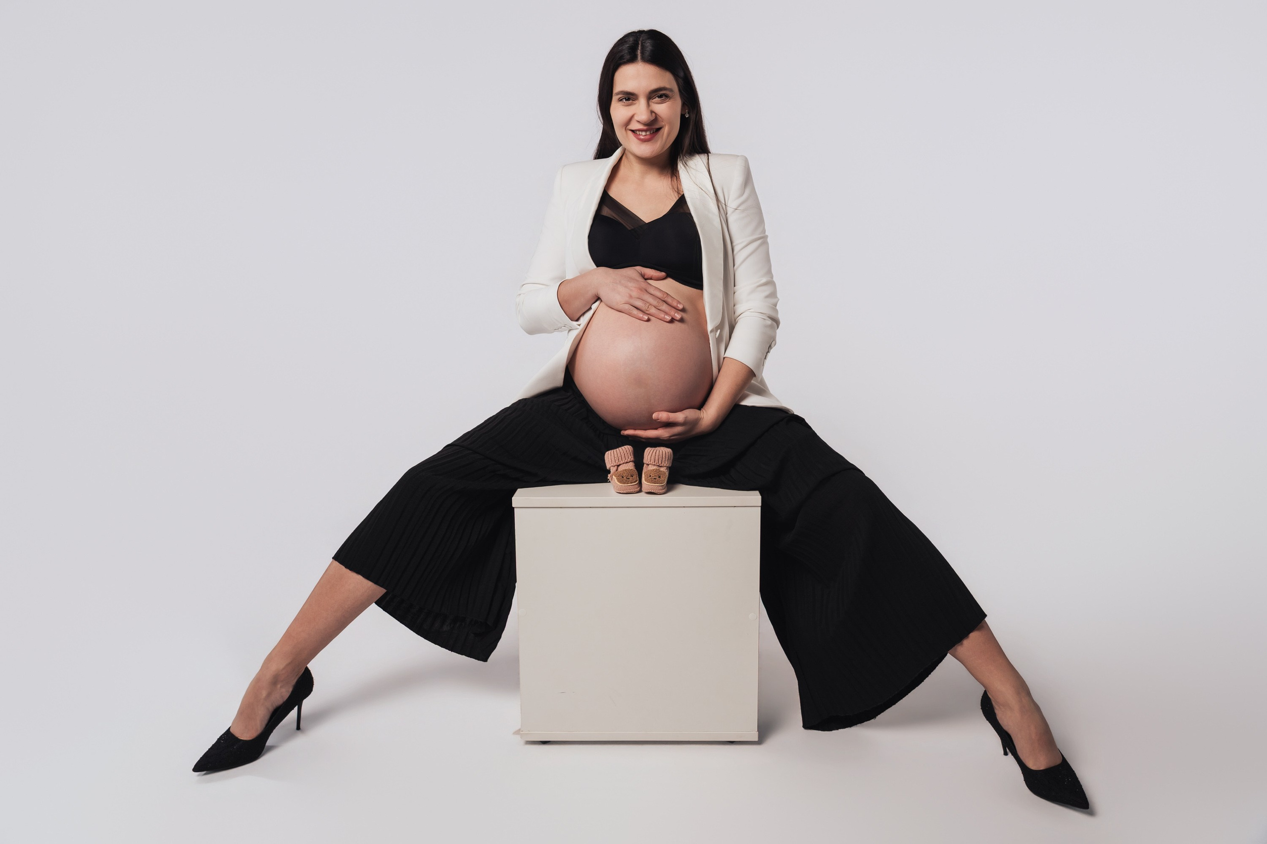 portret maternitate Baia Mare fotograf studio