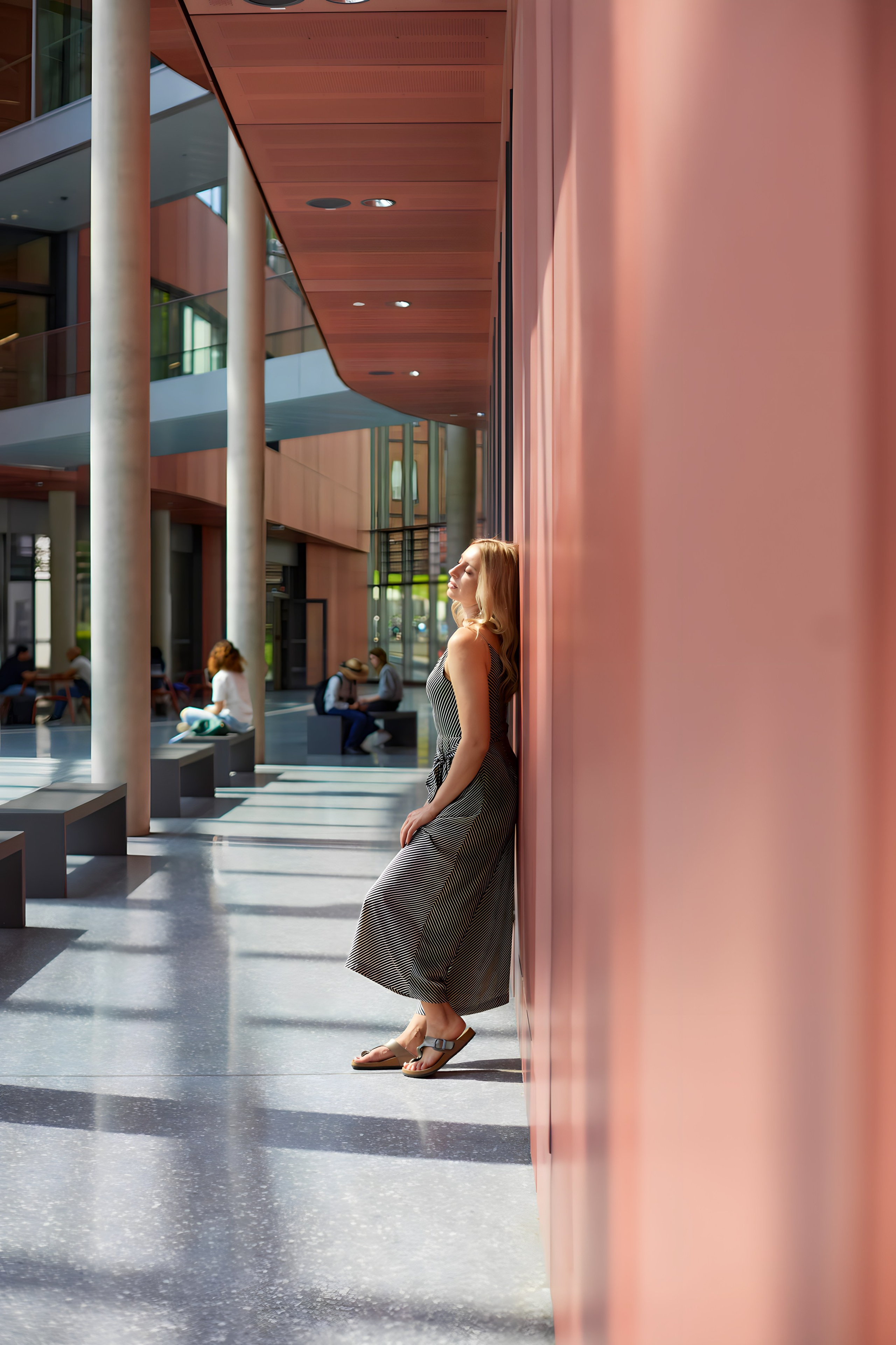 Viktorija im Garten. PHOTOgrapher Germany MARBURG
