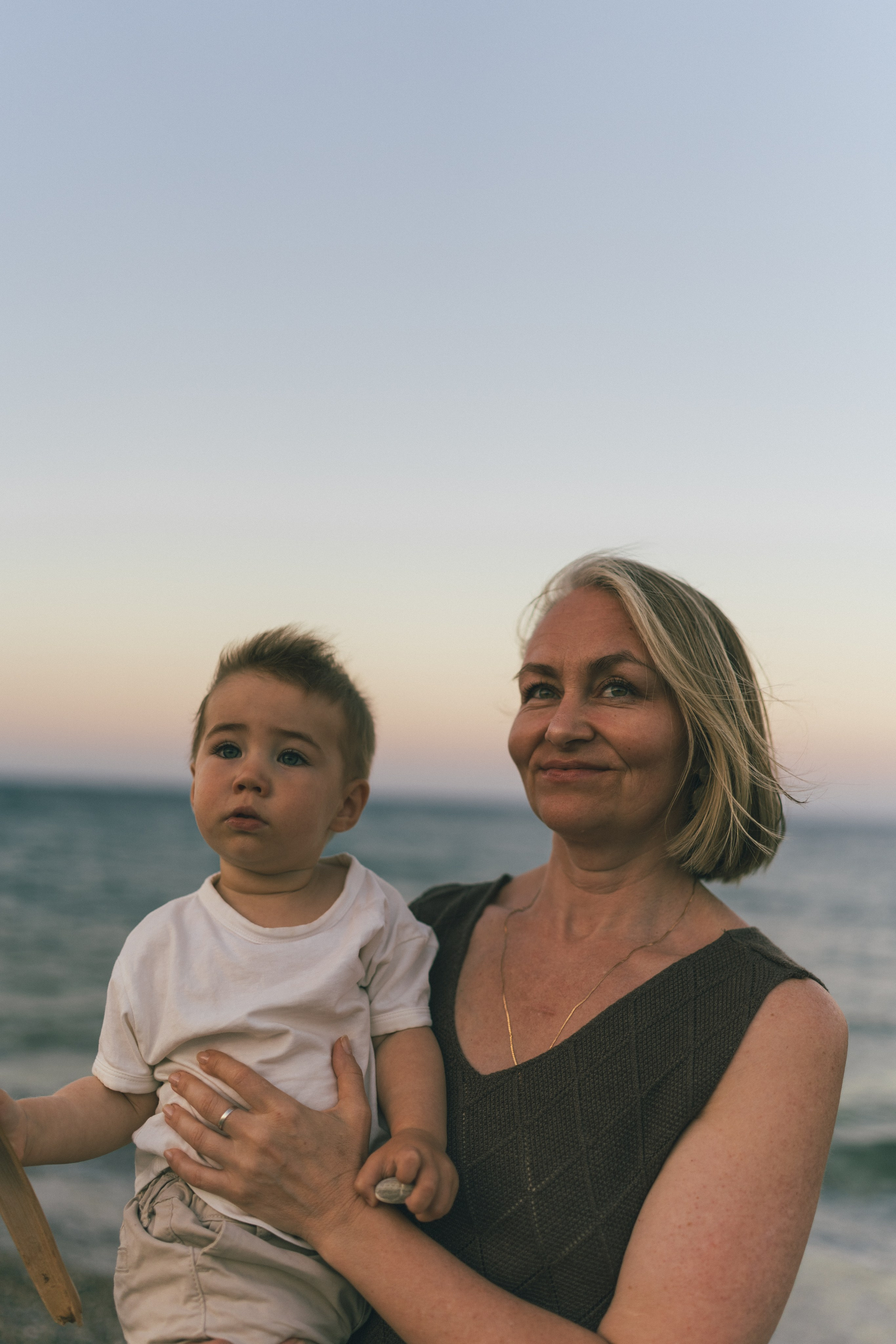 Наталия с внуком. Family photographer in Oviedo — Yana Razina