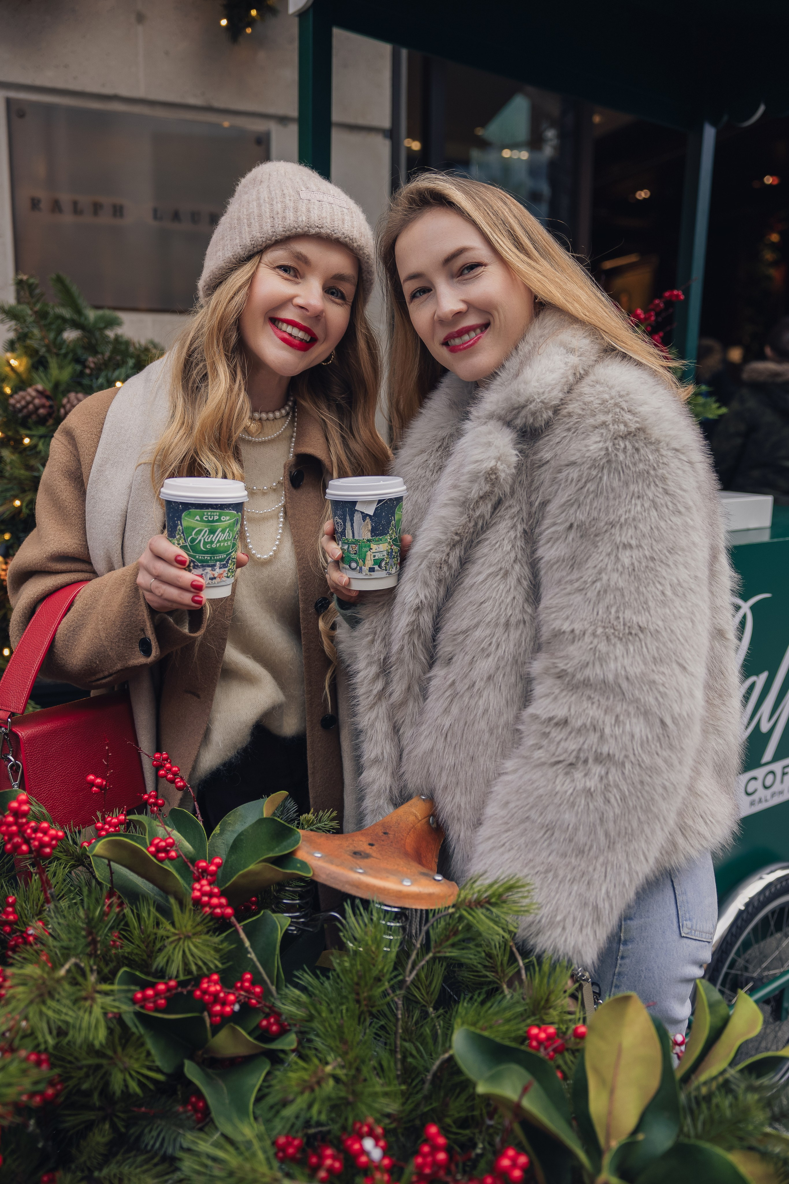 London at Christmas. PHOTOGRAPHER IN LONDON