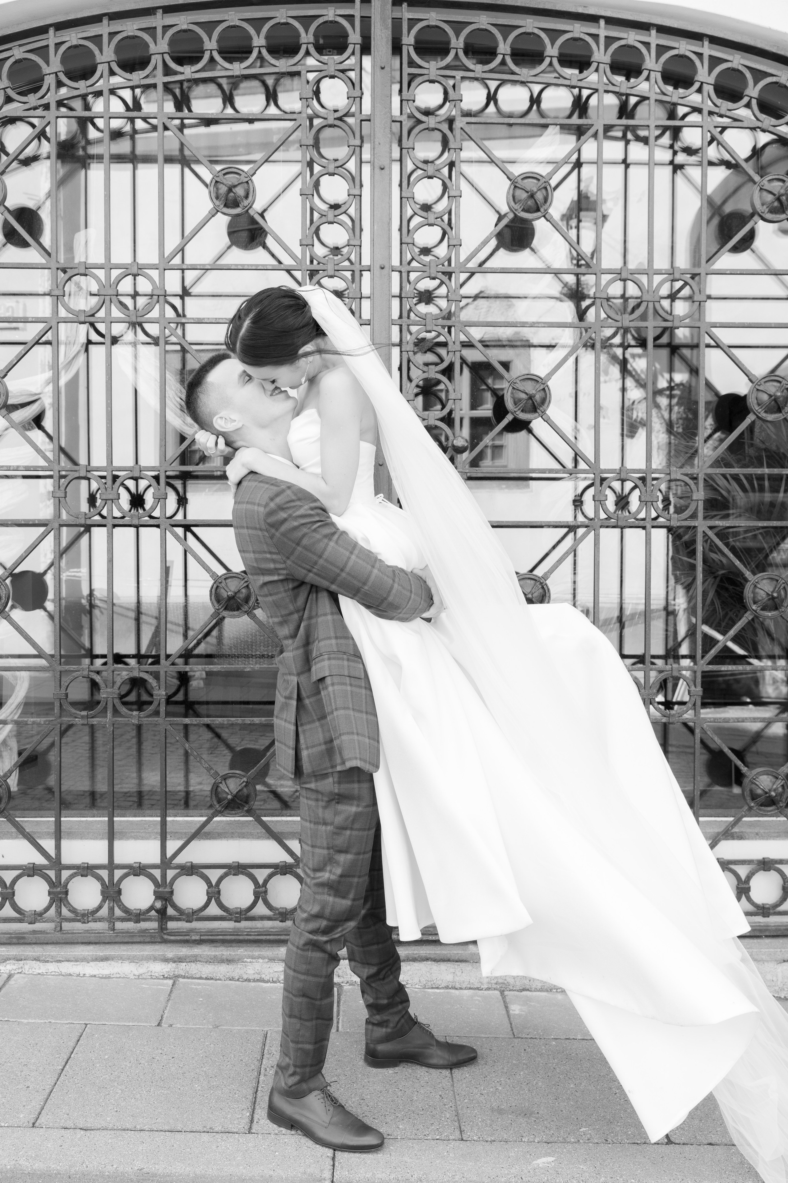 Nuotakos rytas, vestuvės, detalės, emocijos, geriausi rakursai, daug nuotraukų. Aliaksandra Norvilas fotografas Vilnius