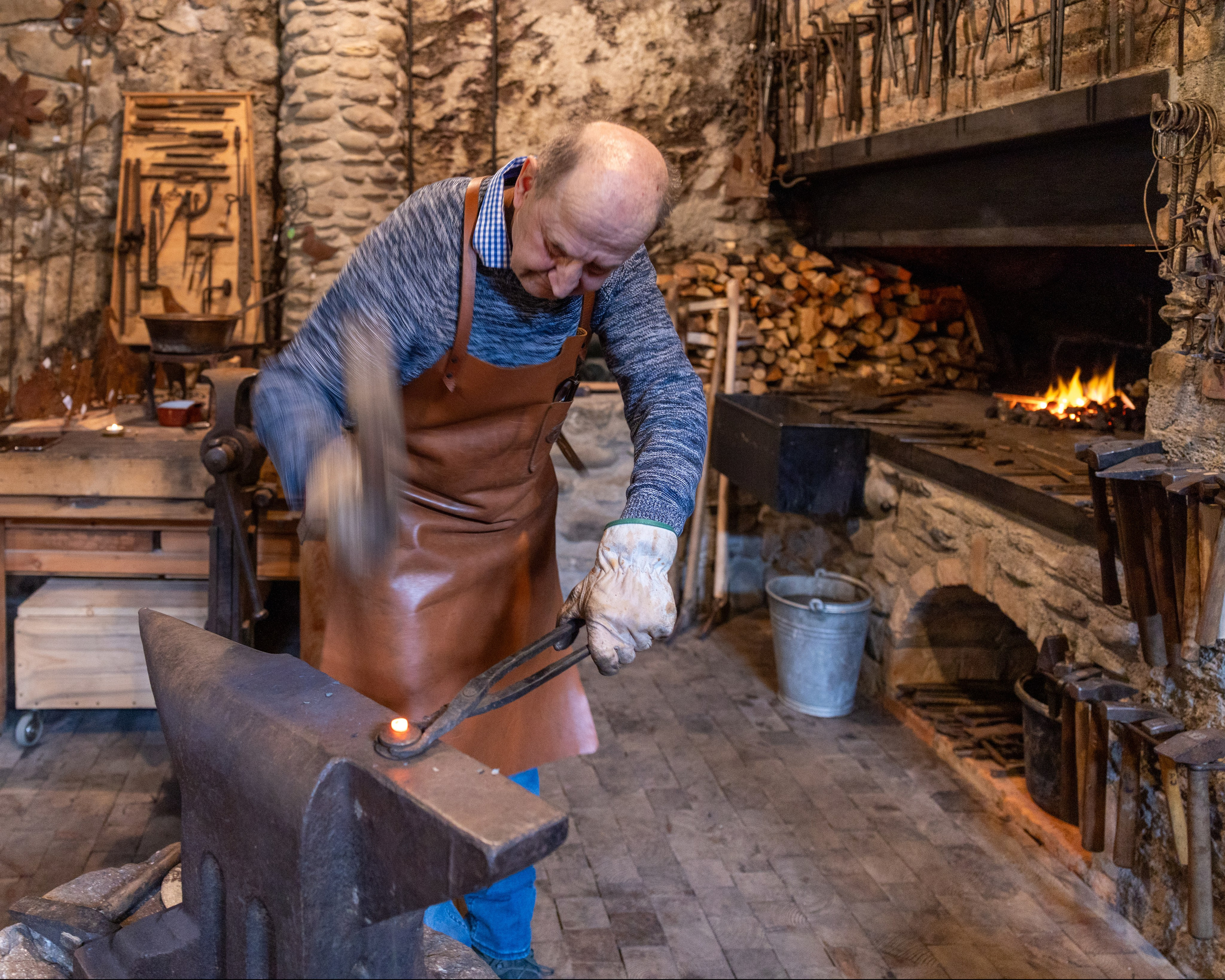 Schmied, Goldegg, 2024. Guzel Kolobova| Fotografin| Salzburg