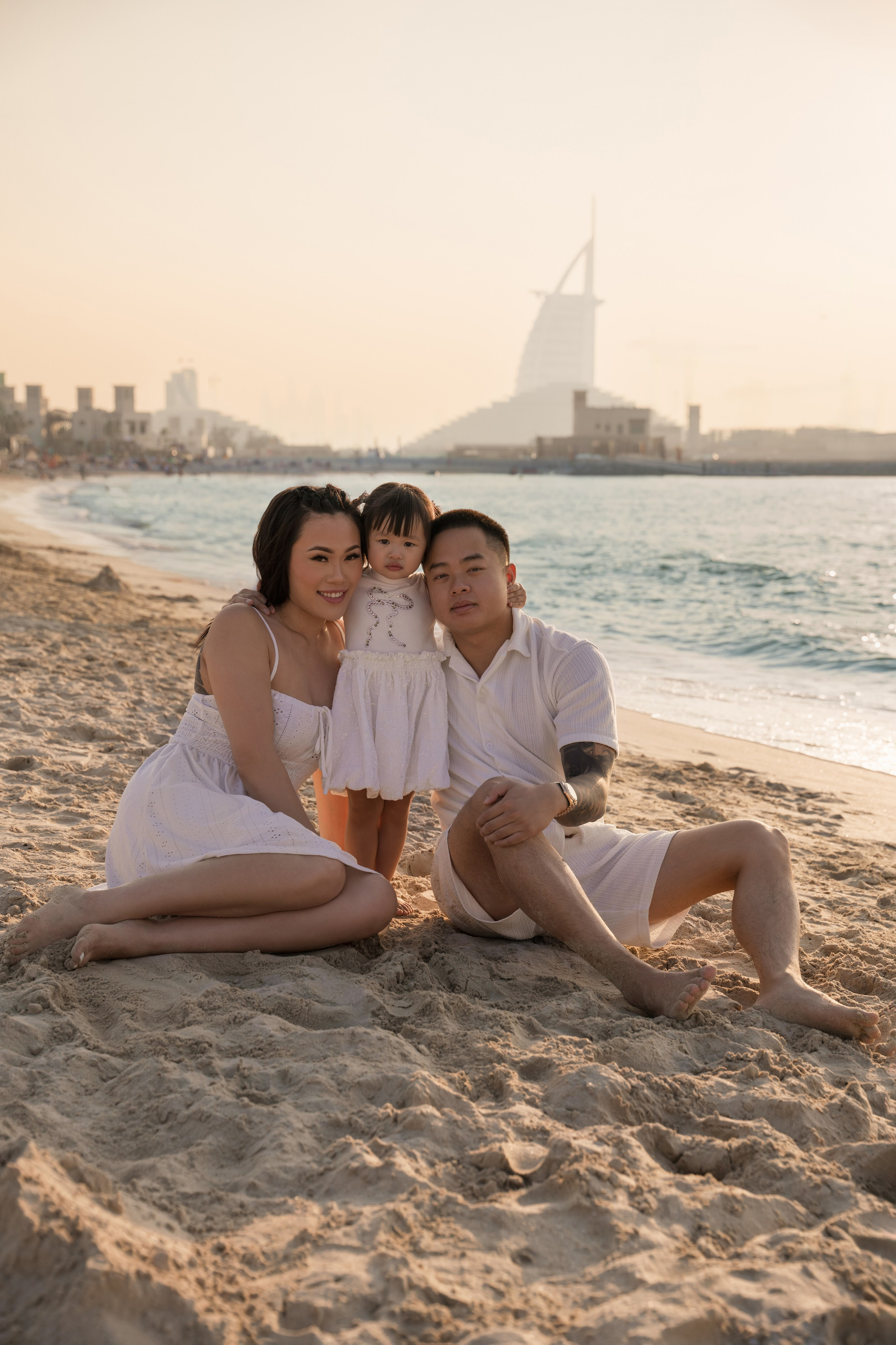 Sea breeze and giggles. Angela Iakovleva — Family Photographer in Dubai