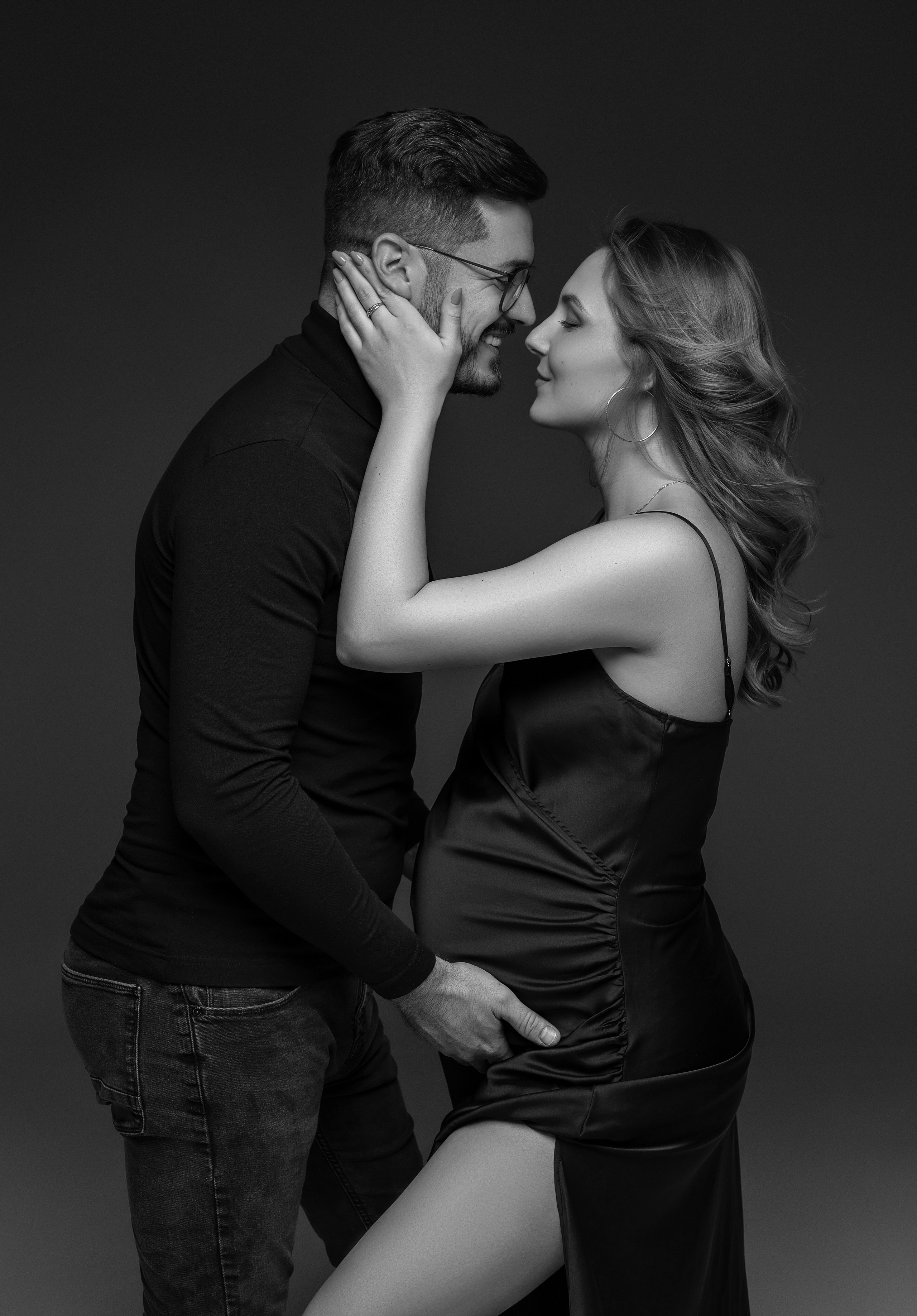 Dominika & Marcel & Markus. Krása tehotenstva v objektíve — Maria Milosovic, tehotenská fotografka