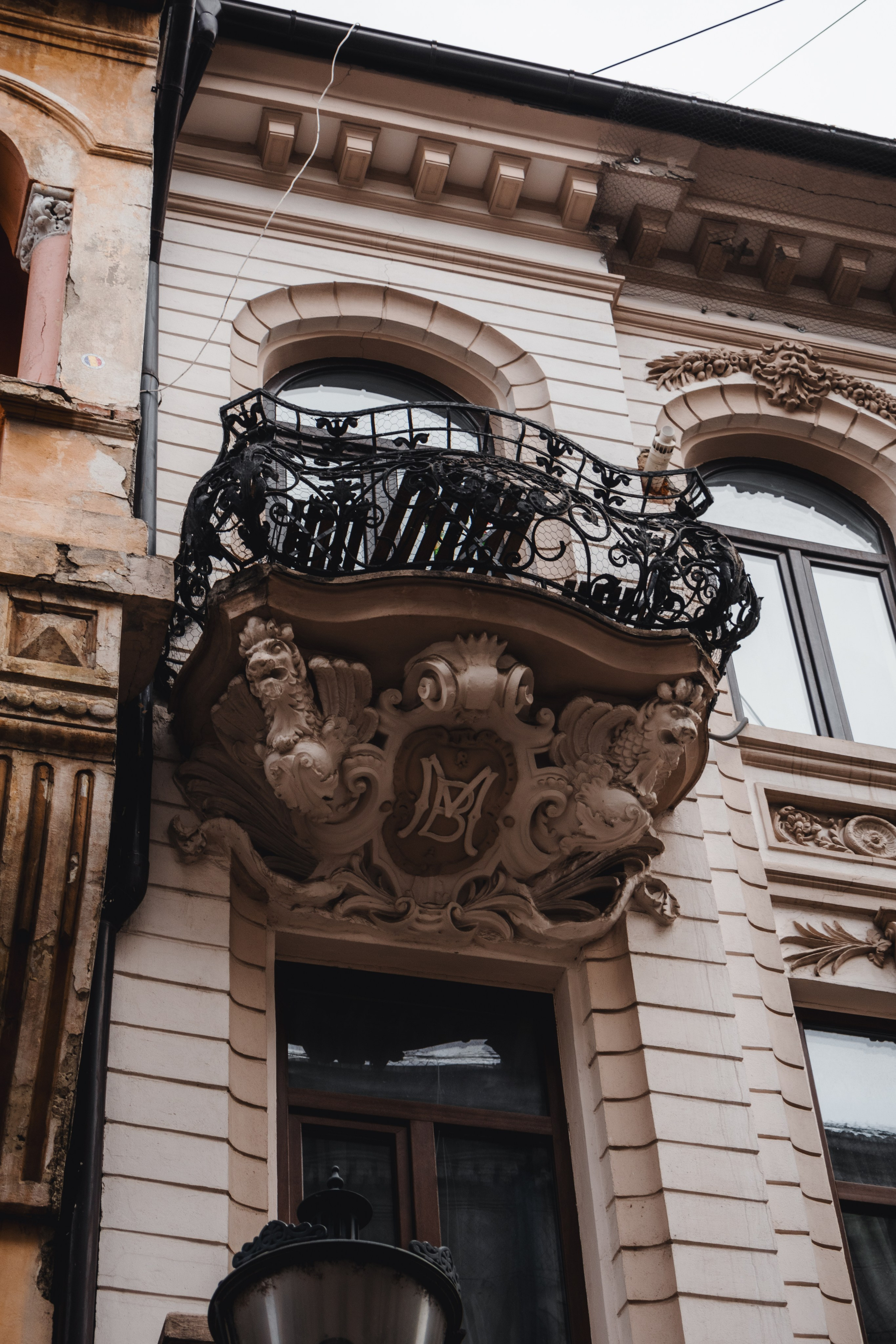 Bucharest. Дизайнер и Фотограф в Кишинёве Бусуйок Станислав