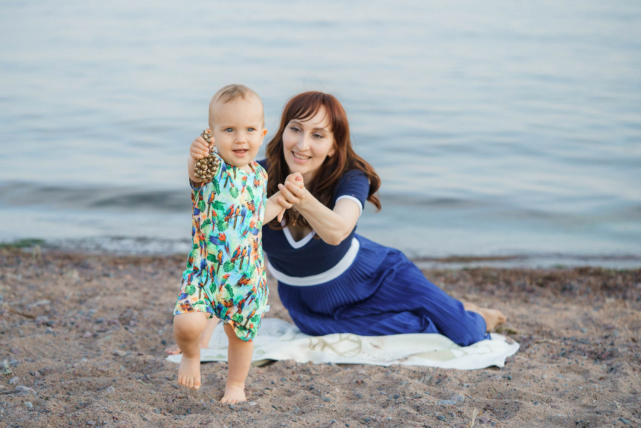 Lapsi- ja perhekuvaus Eiranrannassa ja Juhani Ahon puistossa