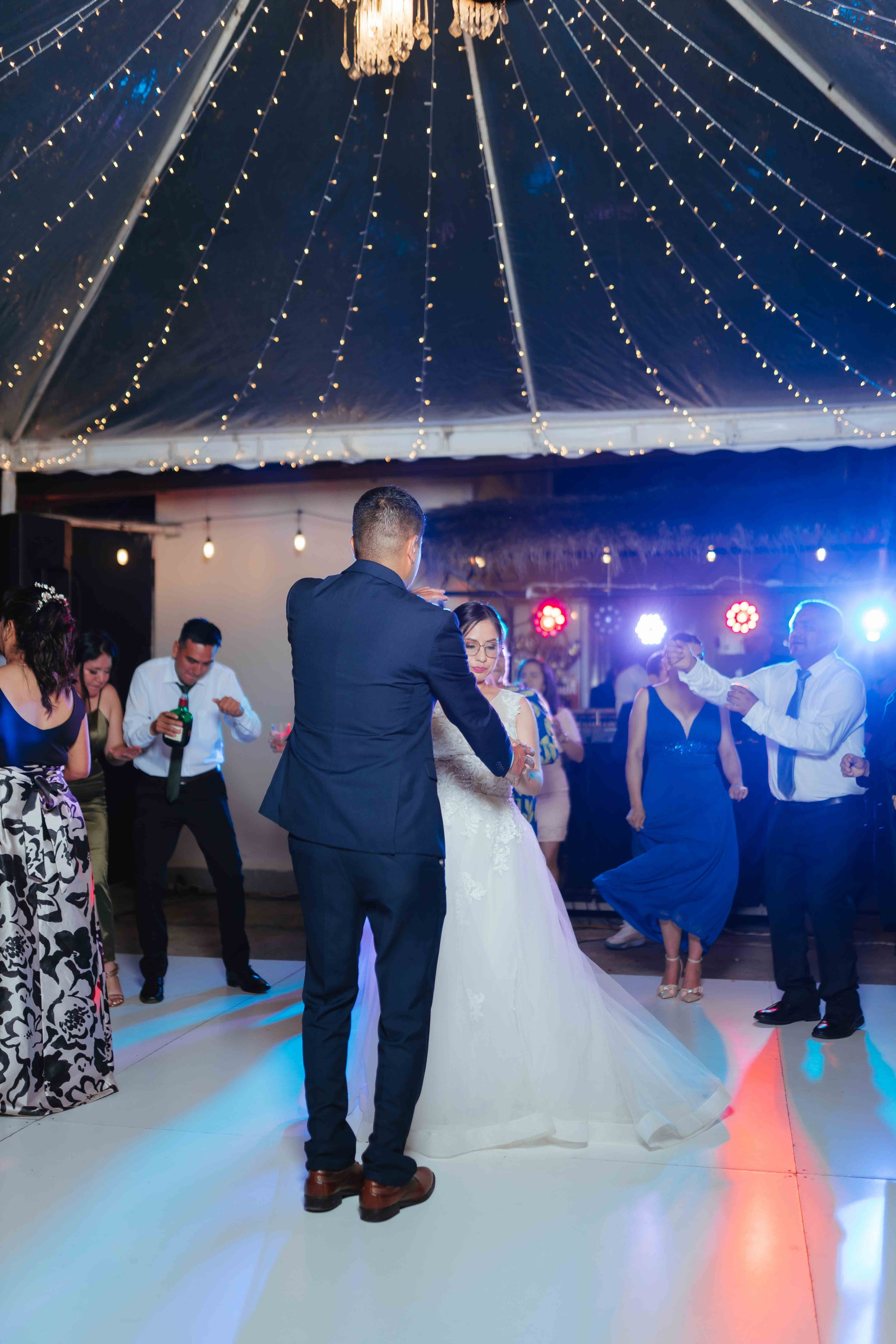 Jennifer y Vladimir. Fotógrafo de bodas en Loja Ecuador | Piero Alvarez PH