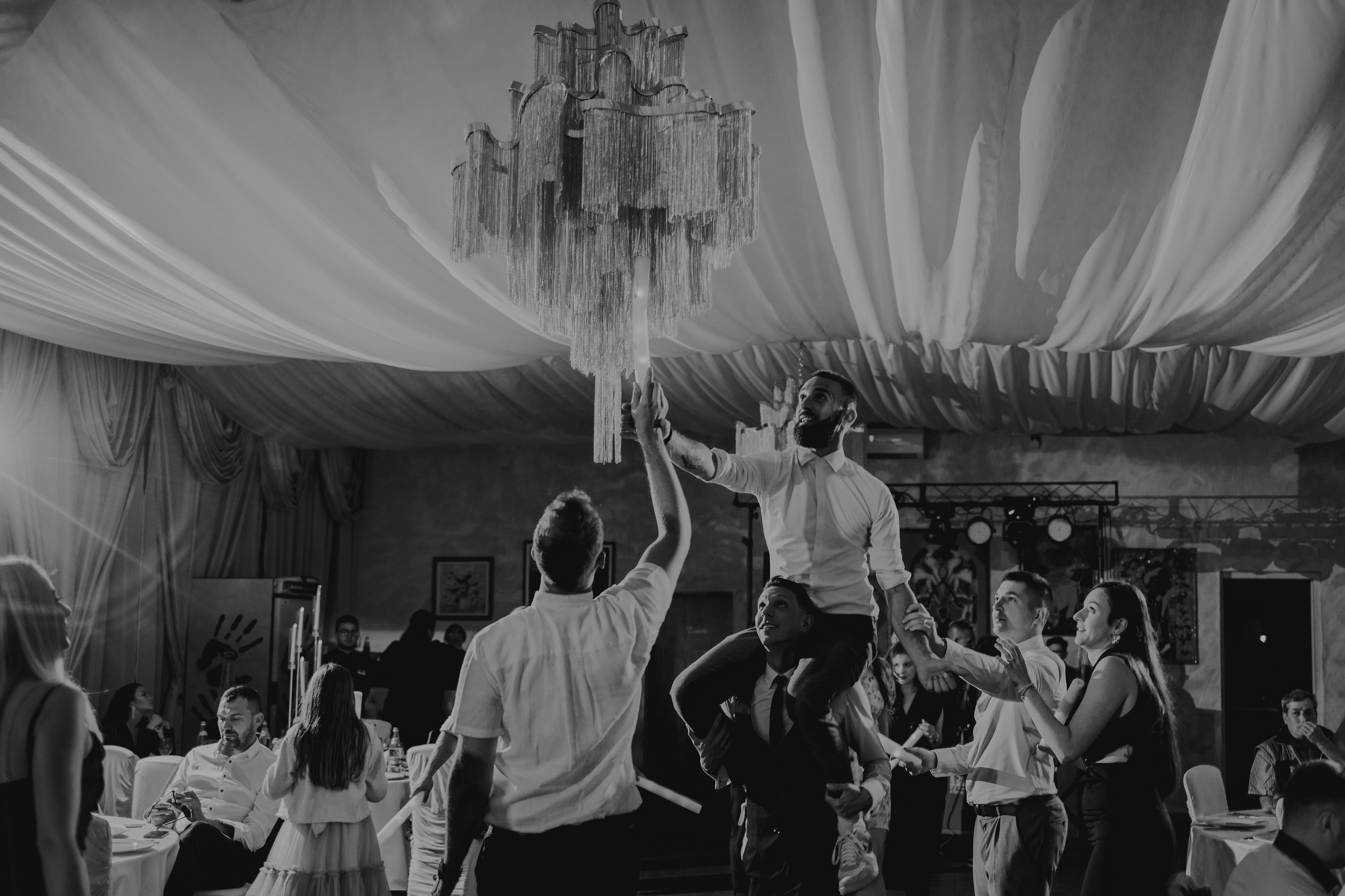 Diana + Adrian / Wedding day. Foto / Video nunta Deva, Hunedoara