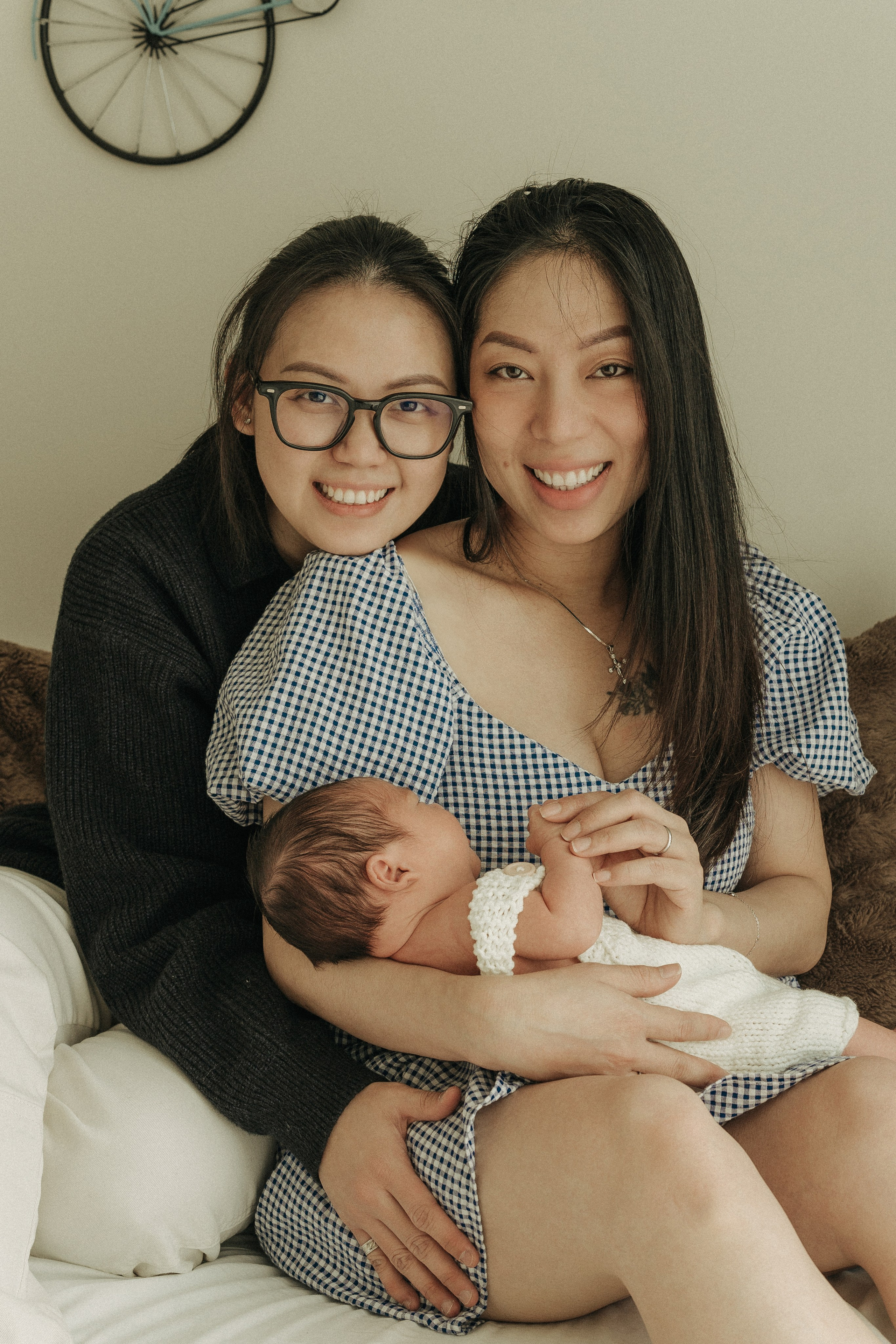 Cozy At-Home Newborn Photography – Warm & Emotional. Alisa Tant — Family and newborn photographer Bucks County, Montgomery county, Philadelphia, NJ