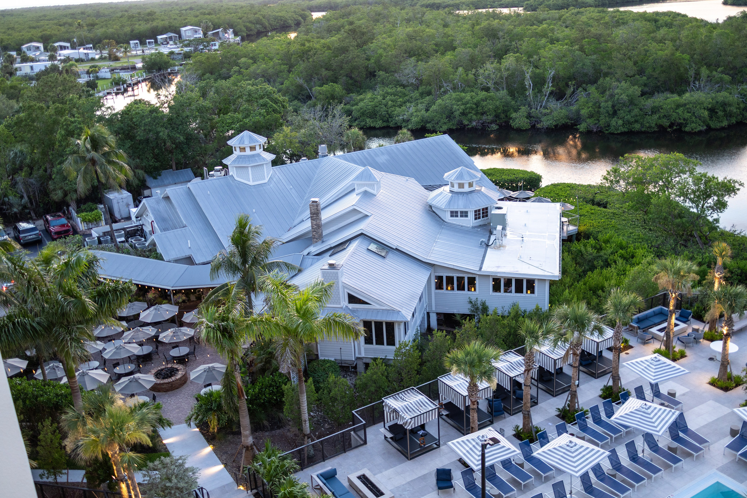 Luara Birthday at the Perry Hotel. Out and About 239