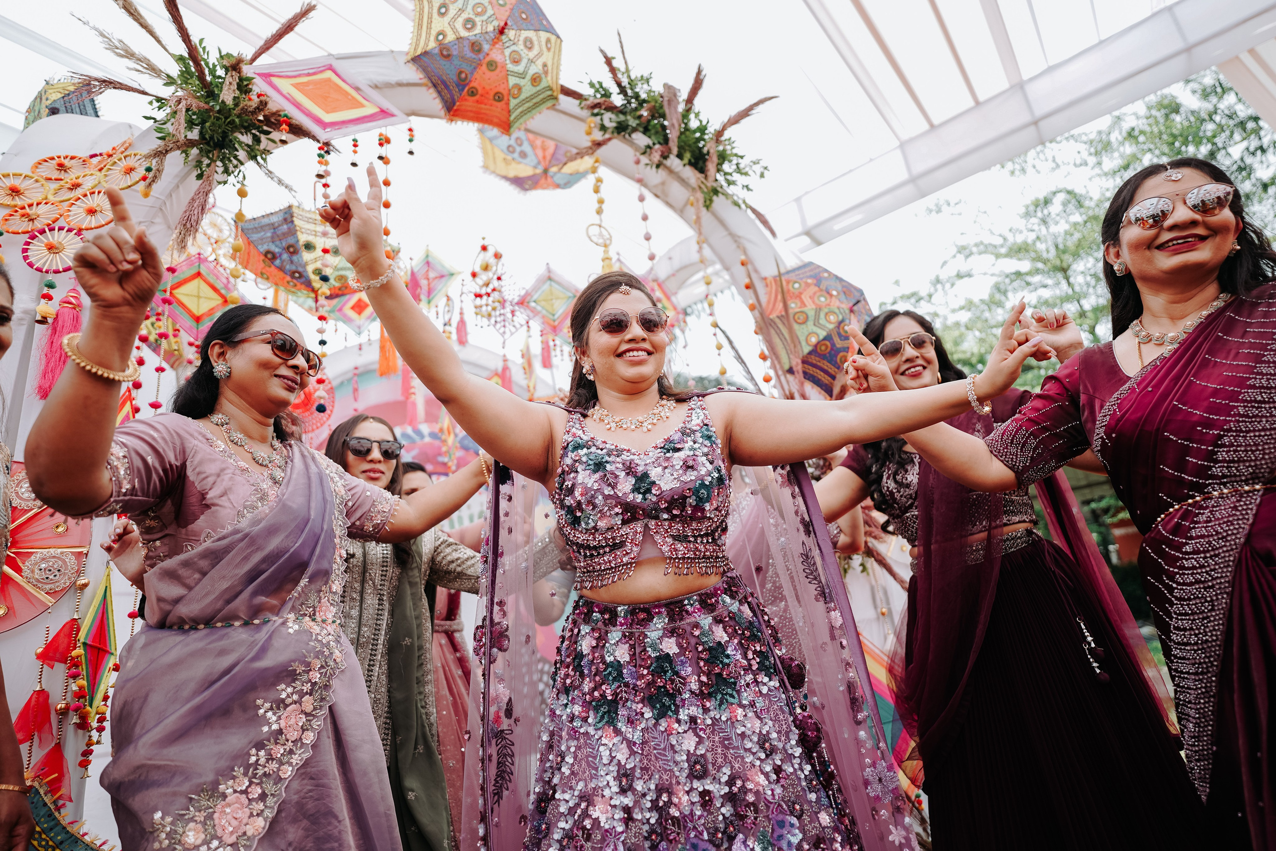 HALDI & MEHANDI. Wedding photographer Stalen Robert