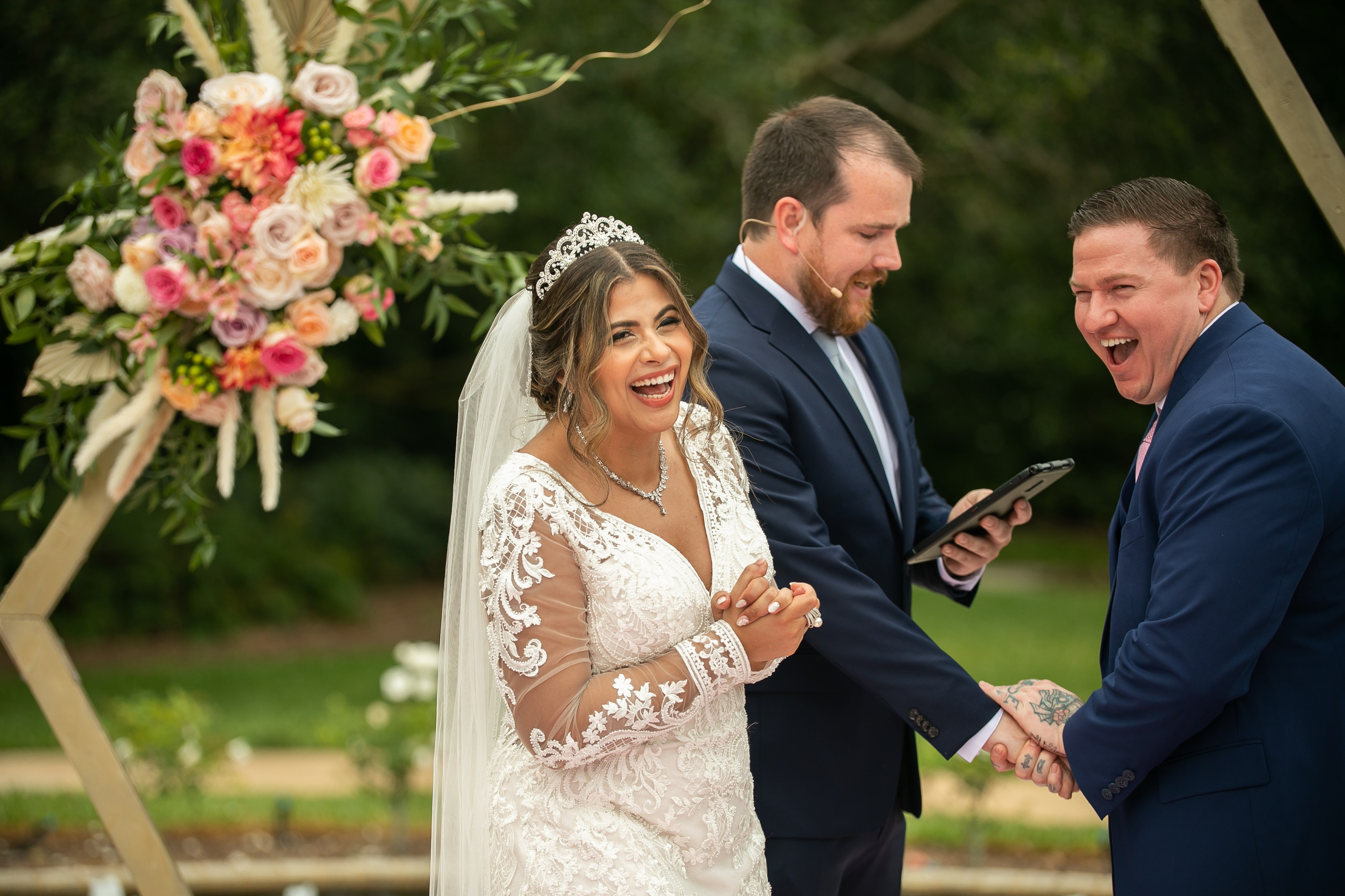 Wedding in The Lue Gardens intimate wedding photography. Lana Photography — Wedding & Family Photographer in Florida & Beyond