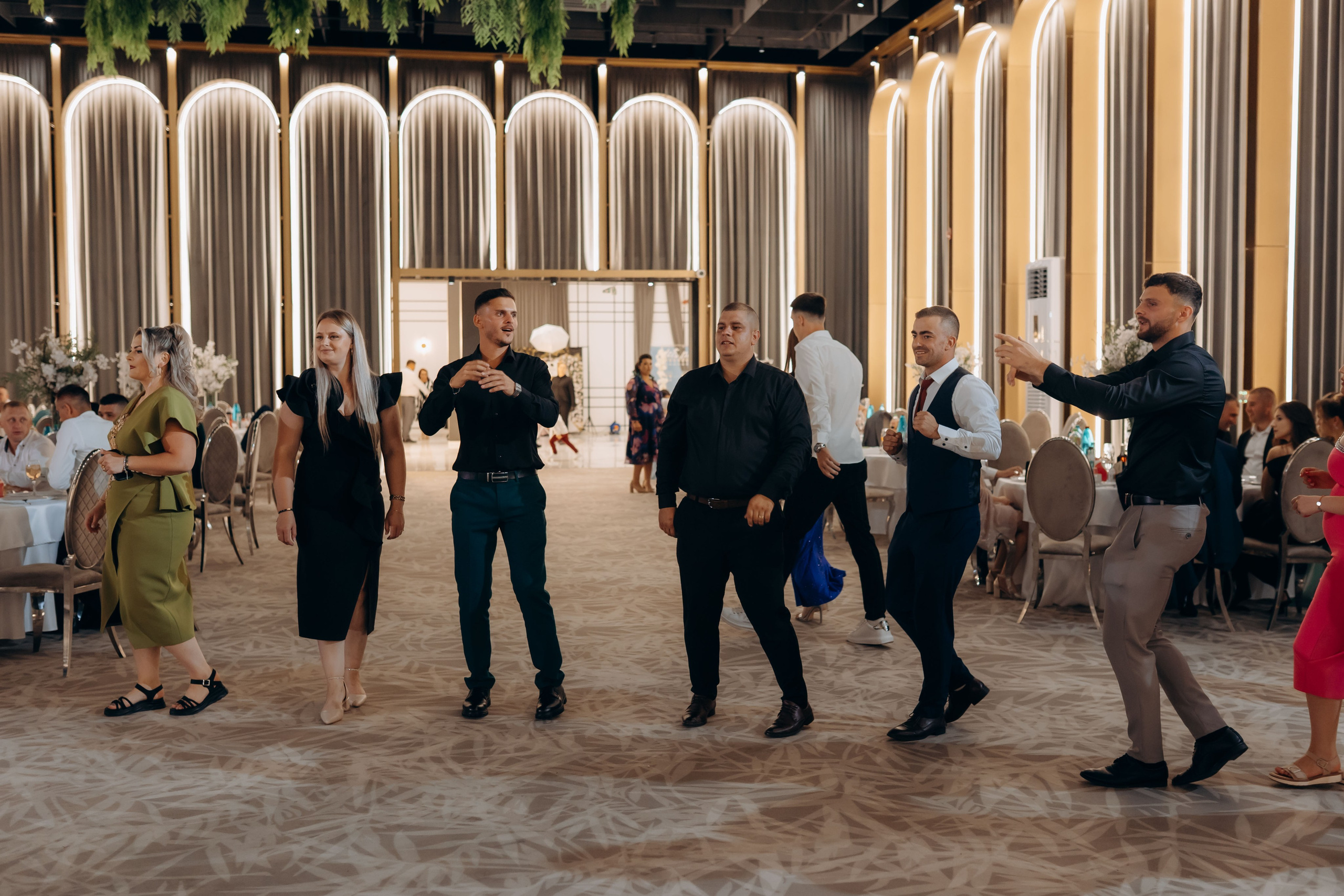 Nunta Nicoleta & Răzvan | Fotografie & Videografie Profesională. Servicii foto-video profesionale, pentru momente de neuitat