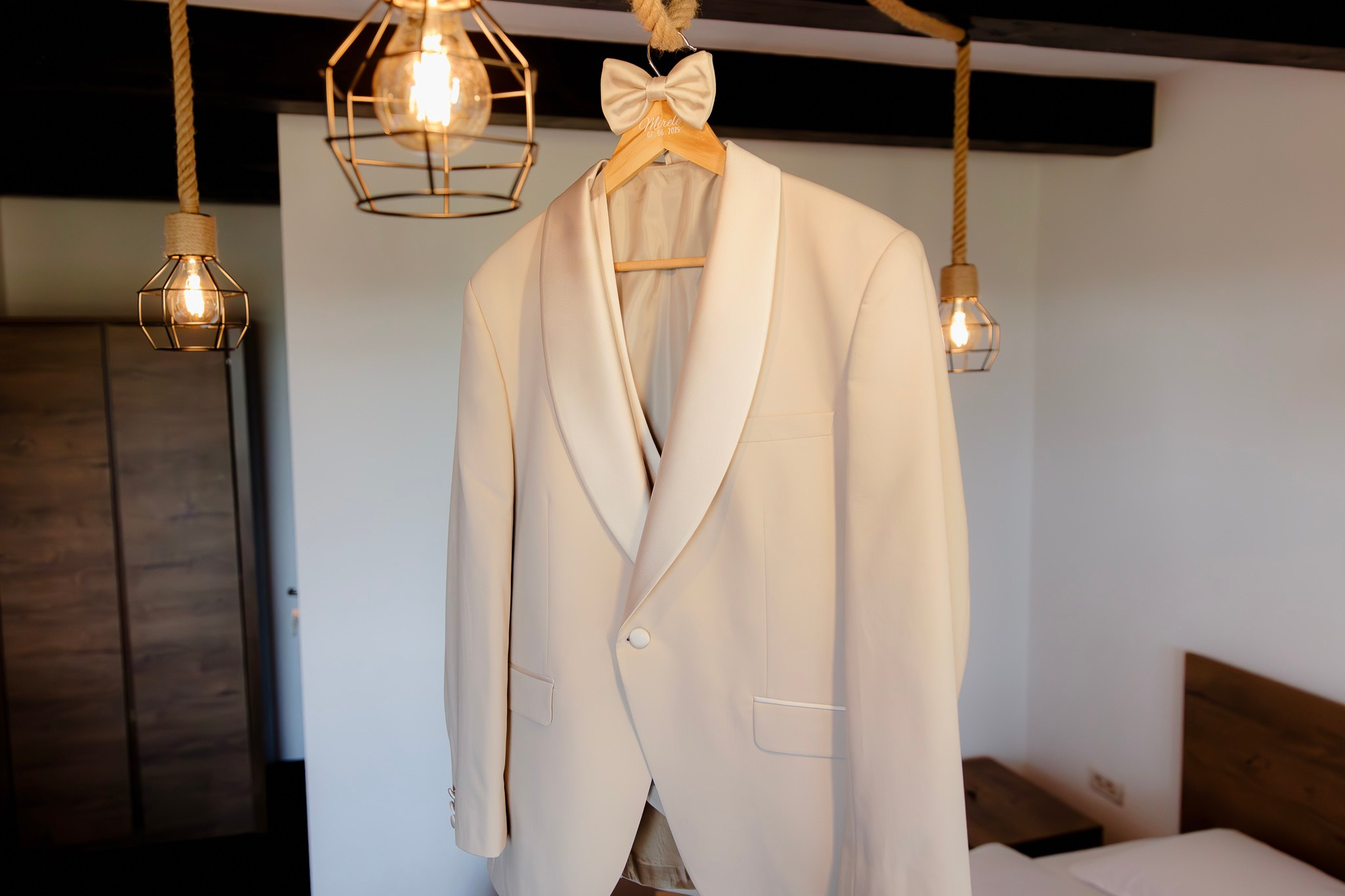 Ioana & Ionuț | Nuntă de poveste la Păstrăvăria Poiana din Mălini județul Suceava. Servicii foto-video profesionale, pentru momente de neuitat