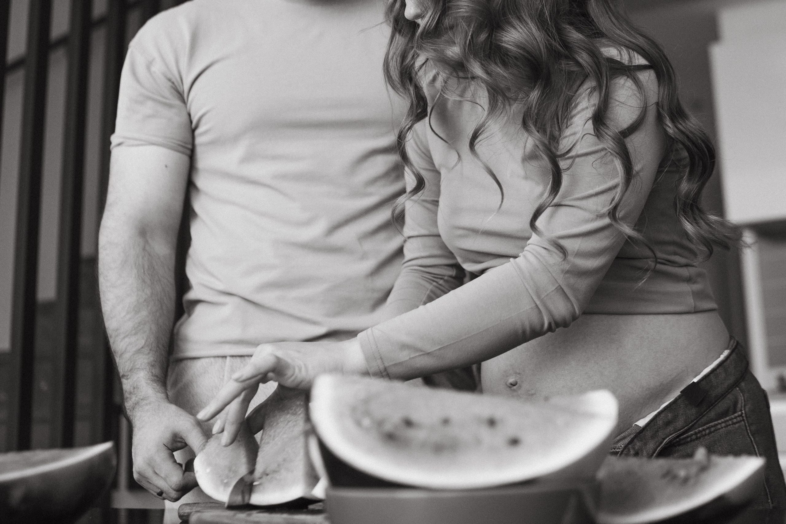 Dasha and Jenya. Maternity. Family photographer in Saudi Arabia