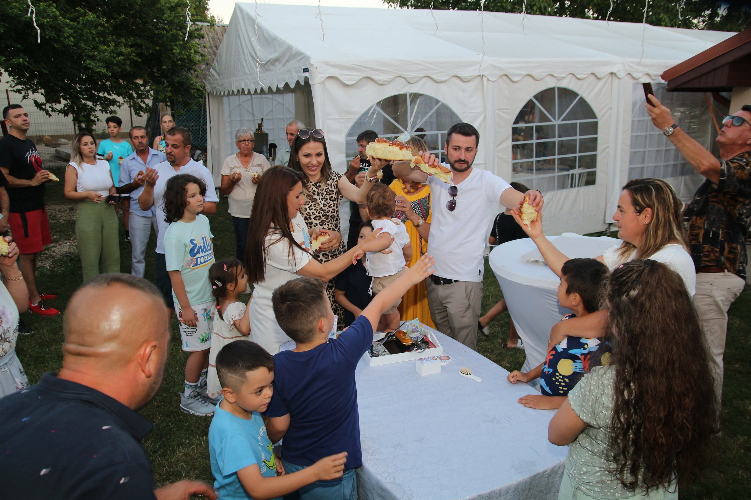 BYZO MEDIA. PETRU BYZO - family and children photographer in ROMANIA