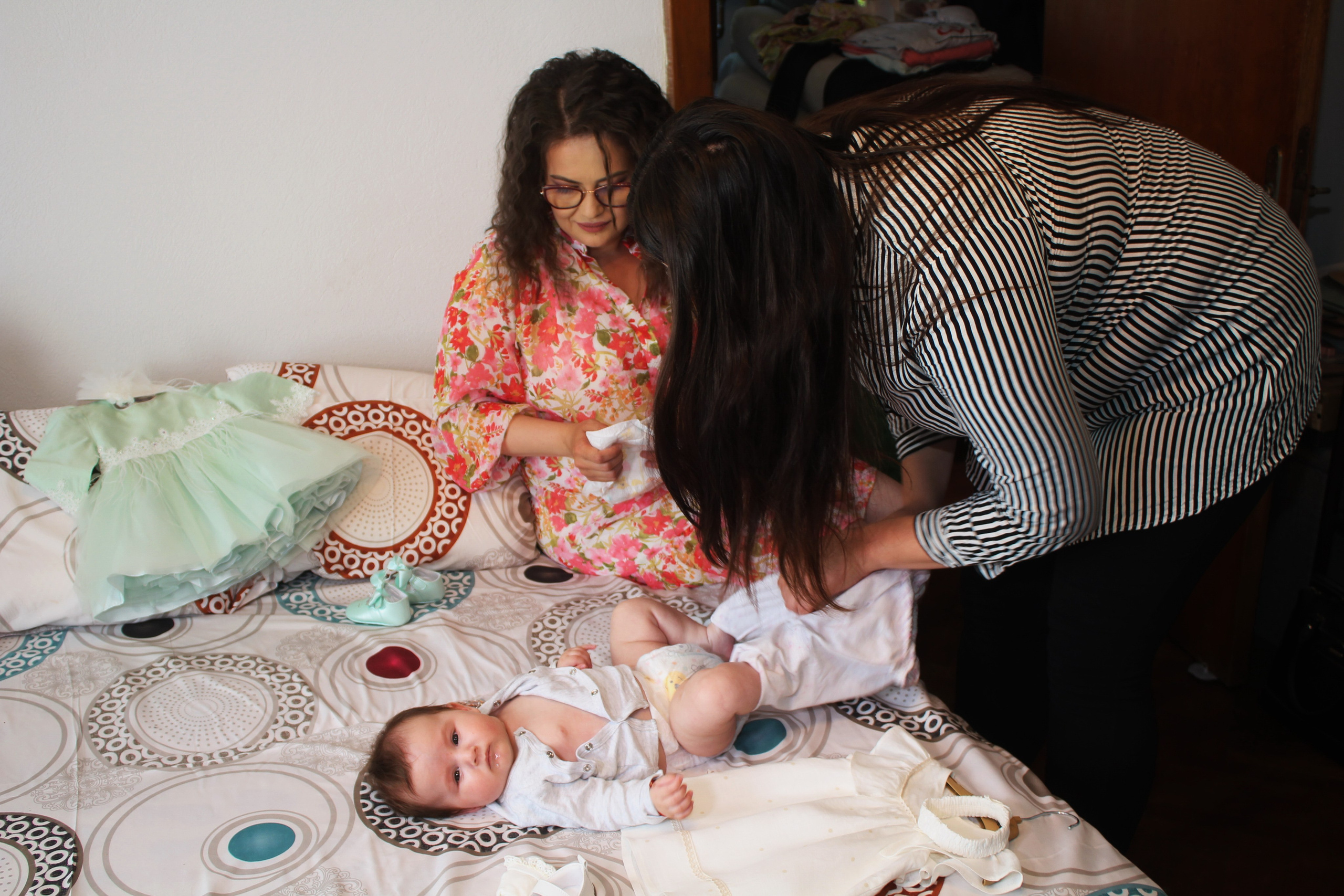 BYZO MEDIA. PETRU BYZO - family and children photographer in ROMANIA