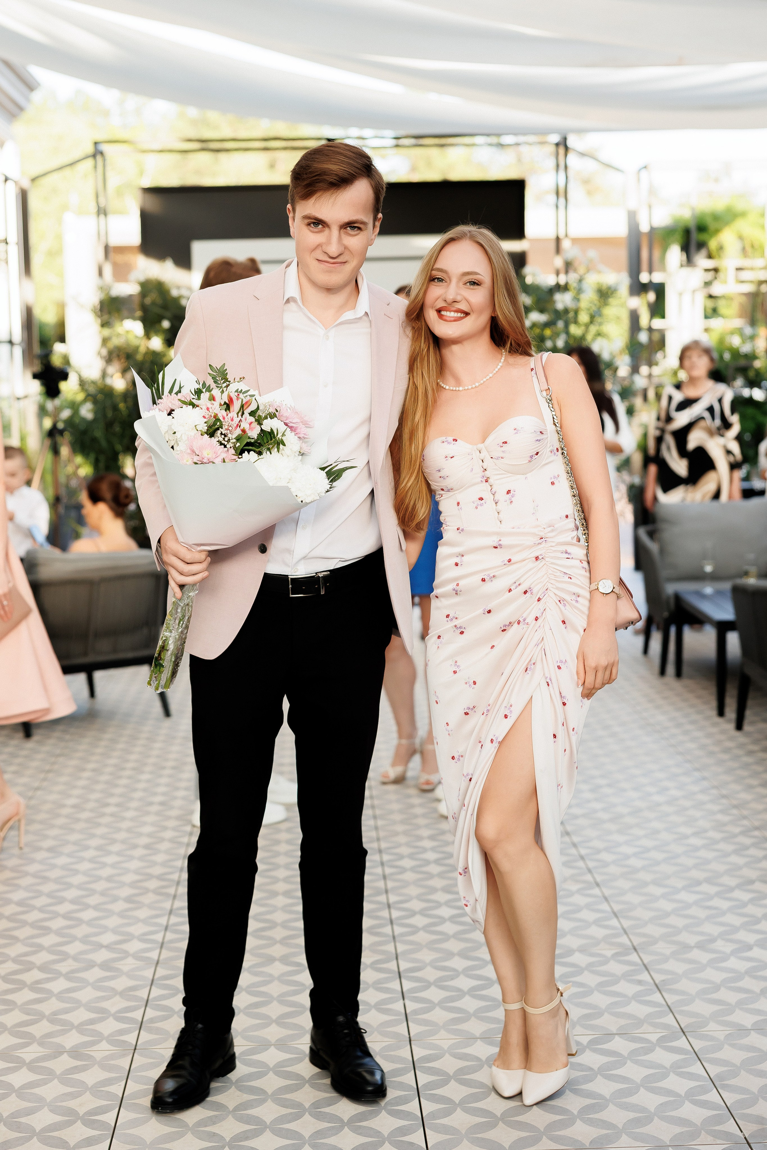 Serghei & Erica — Queen Residence. Servicii Foto și Video 067188353