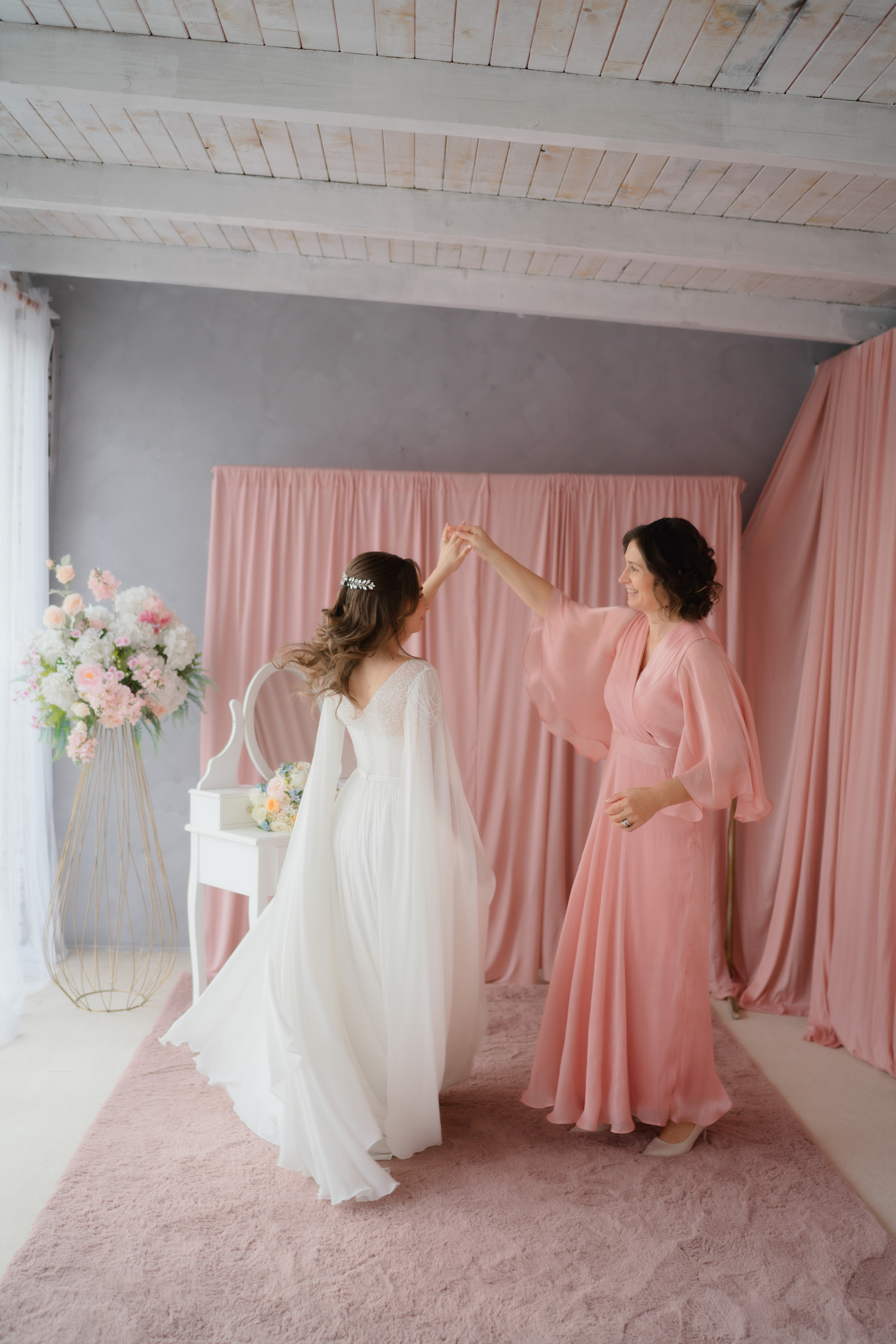 Miruna | Ruben Preview. Main