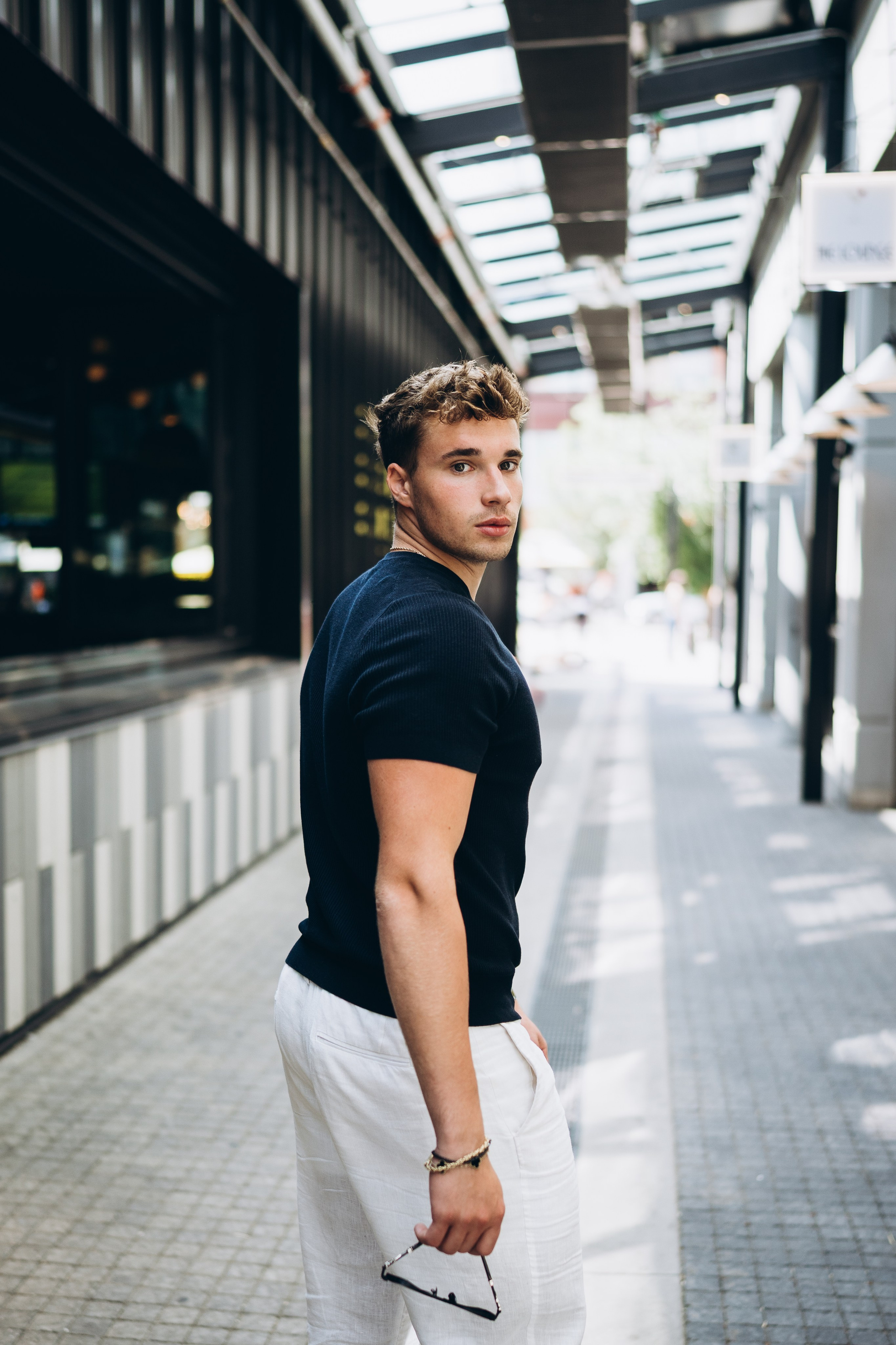 Anton NHL. Calgary Wedding & Lifestyle Photographer — Yevhen Polishchuk