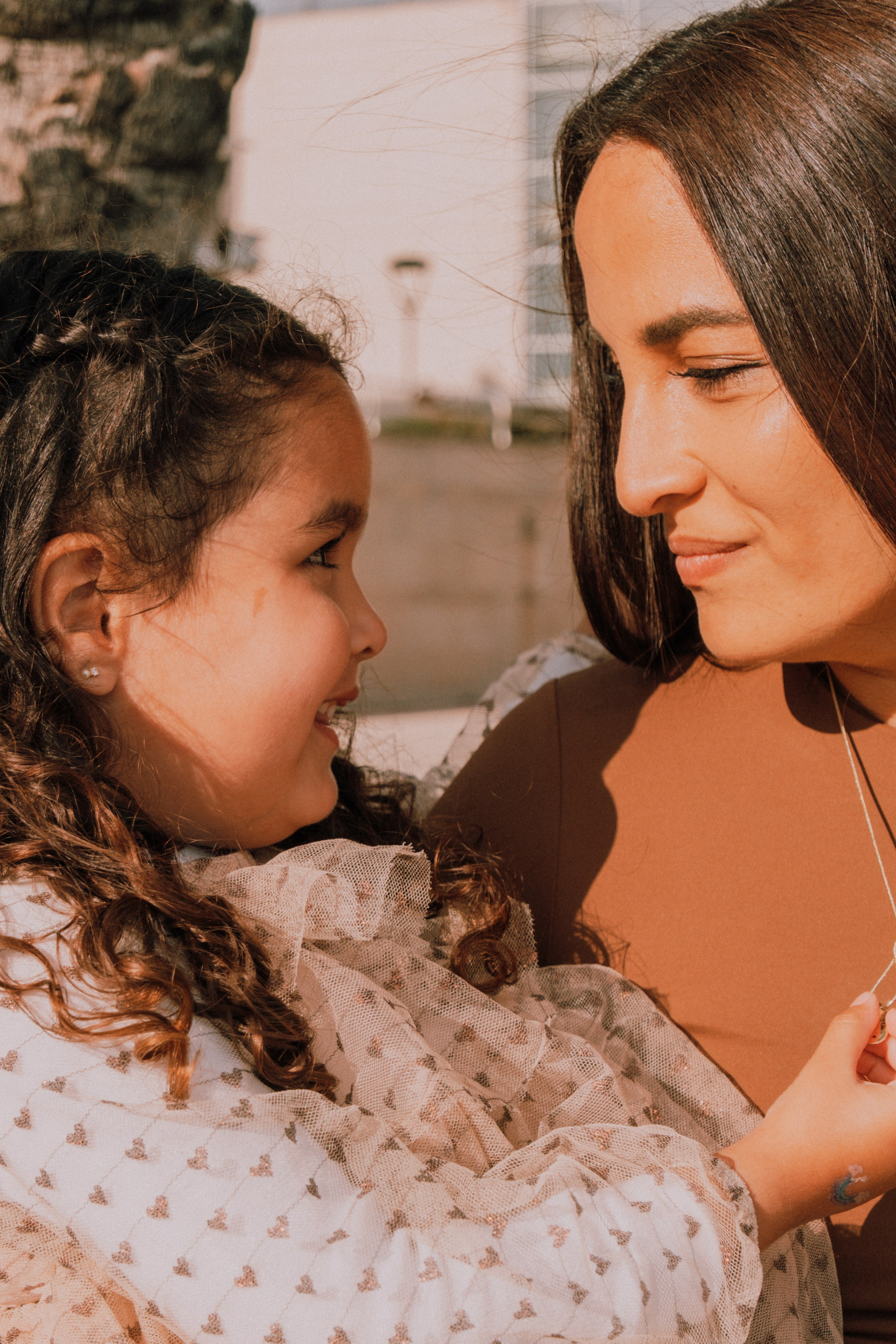 Sesión familiar en la playa. Fotografía profesional en Calafell - Elena Medvedeva