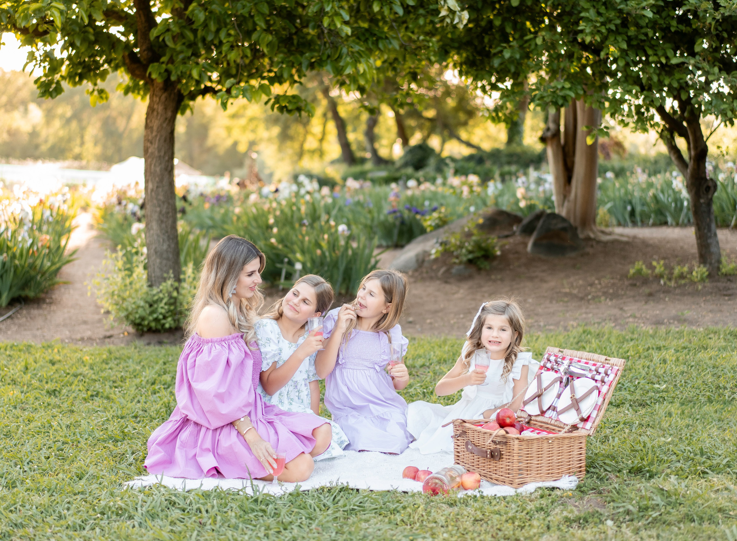 Beshta family. Family photographer in Sacramento | Sofia Pavenko