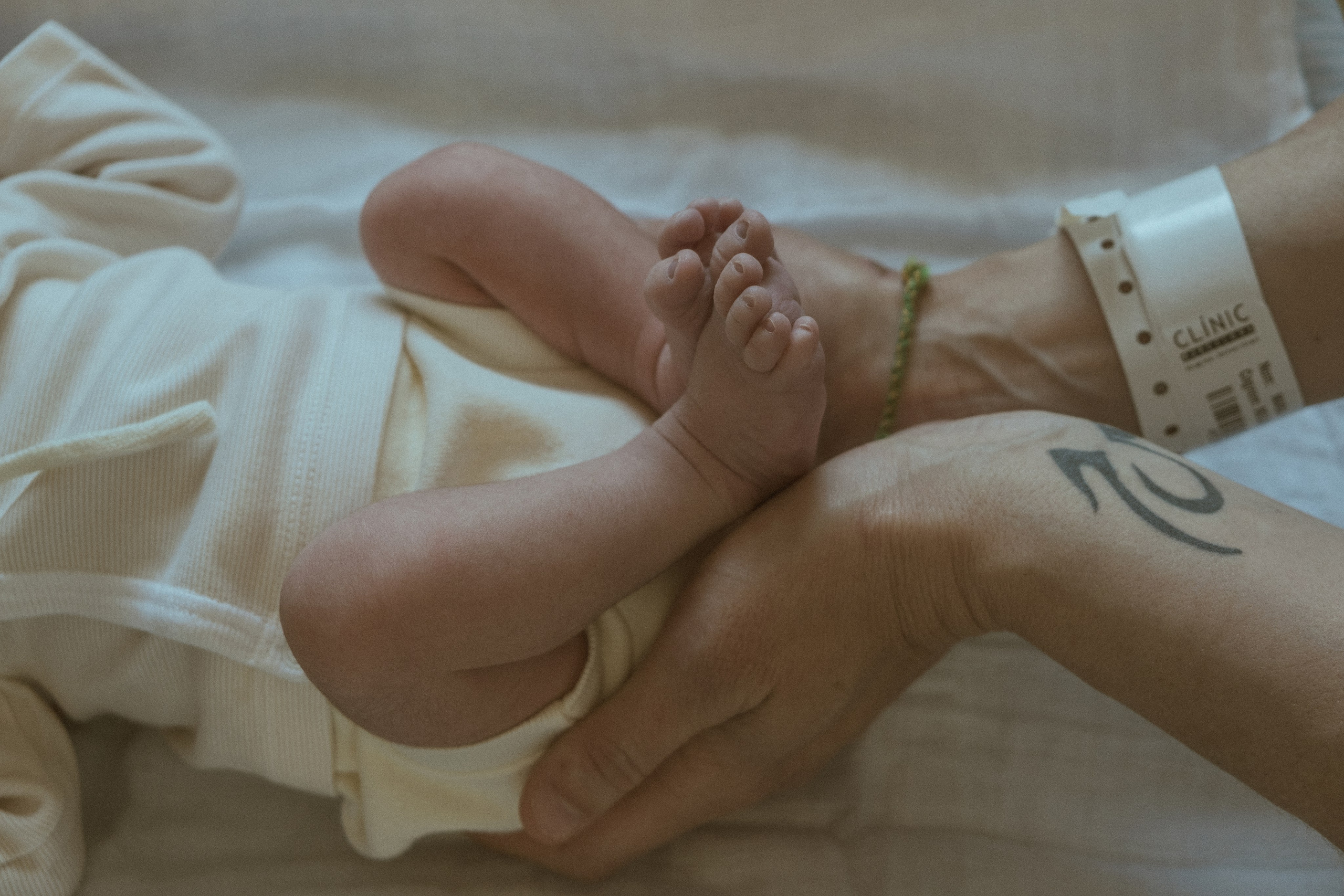 María. Fotógrafa infantil y de lactancia materna y maternidad en Barcelona