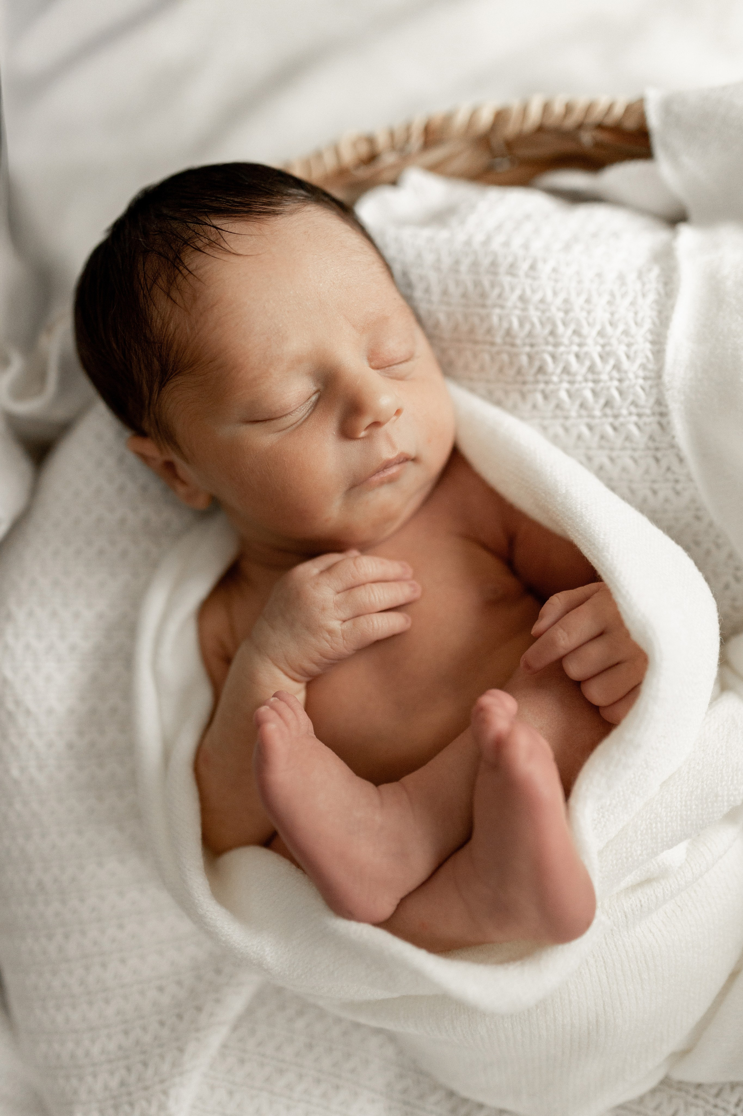 Newborn Lifestyle. Family photographer in Bay Area, California