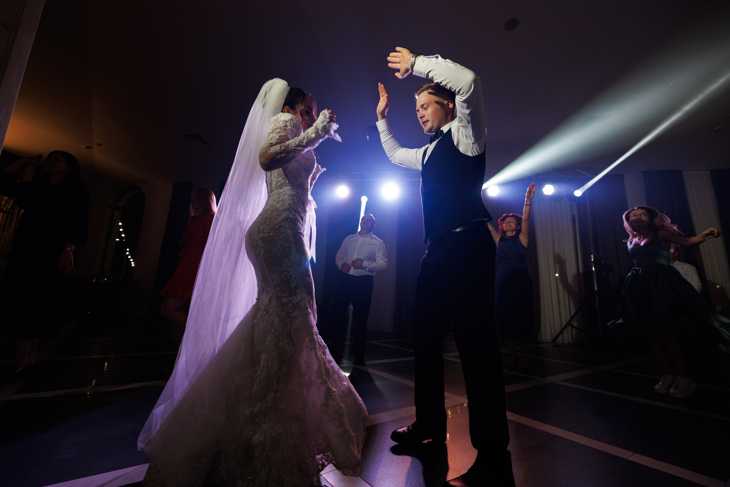 Fotograf nunta chisinau. Dinu Malancea. Dinumalancea.com — fotograf de nunta si familie. Moldova, Romania, UE