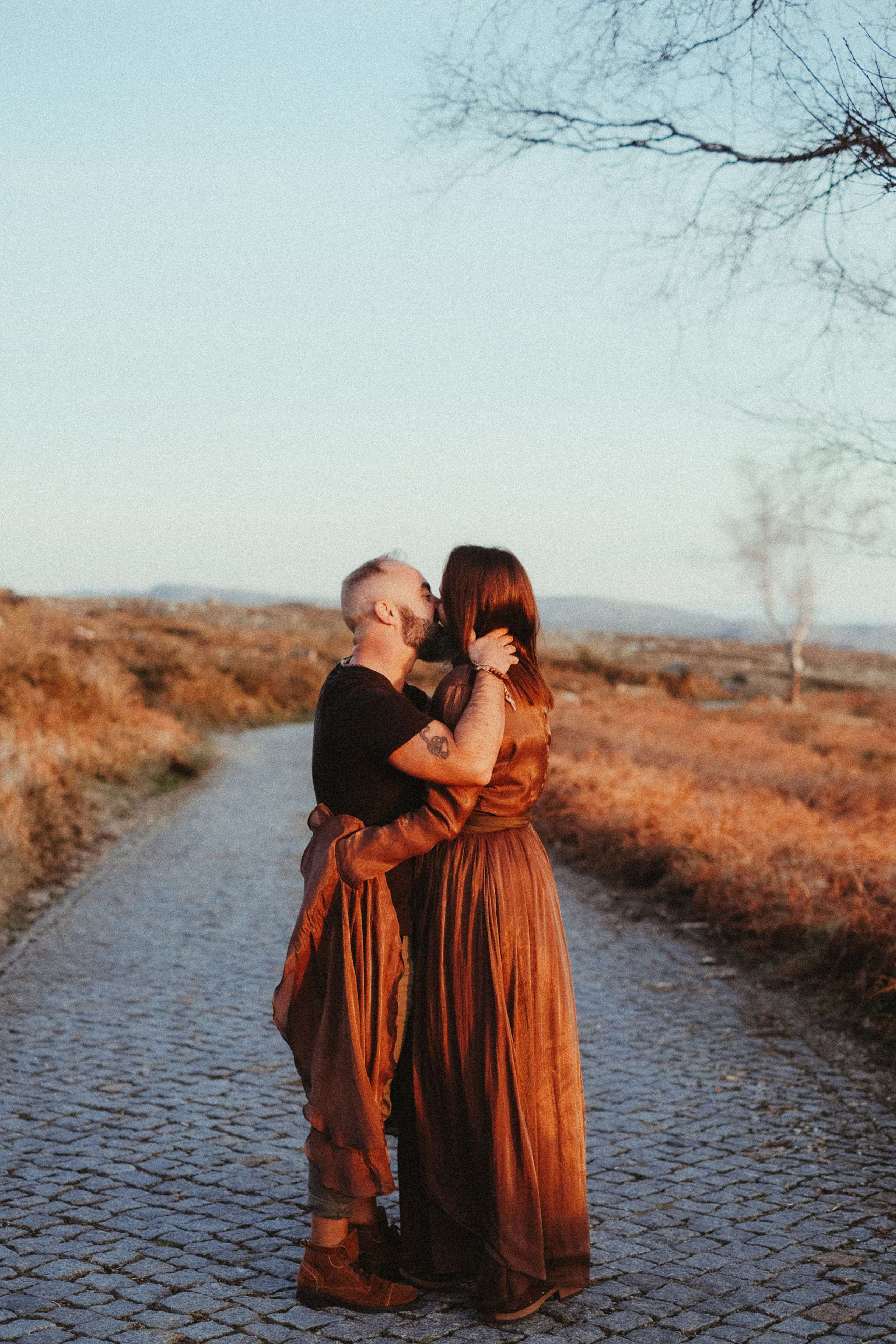 Destination wedding couple session in Portugal at golden hour