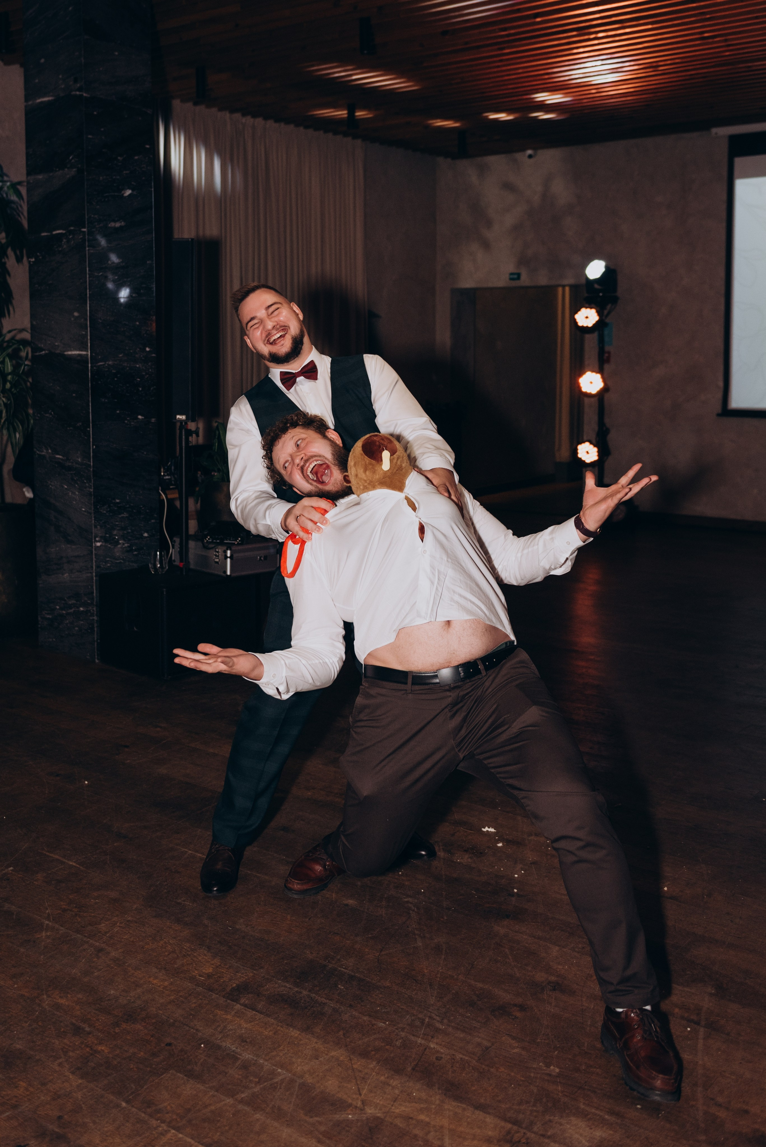 Дмитро та Аліса. Весільний фотограф та відеограф в Києві