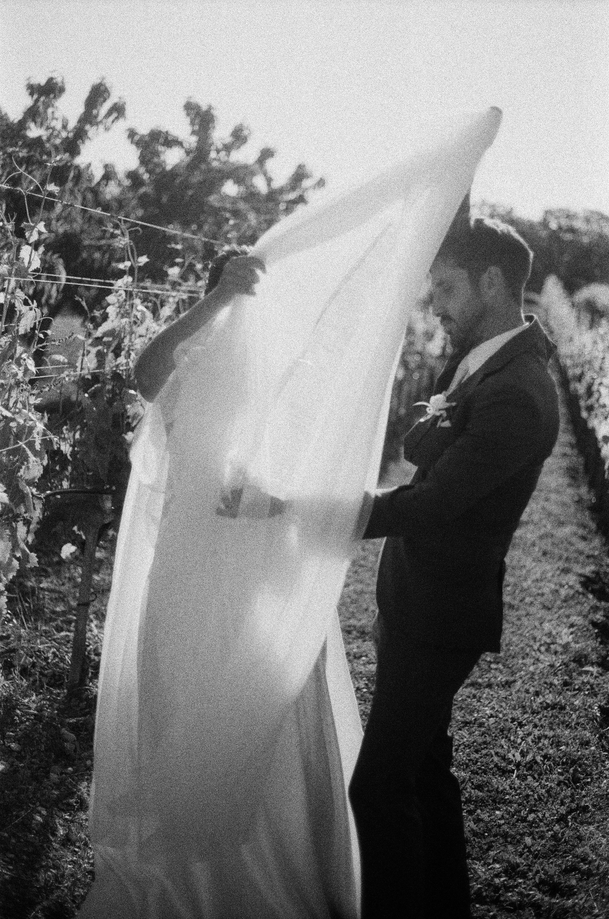 Stephanie & Christian film photos. Весільний фотограф Вікторія Саврук