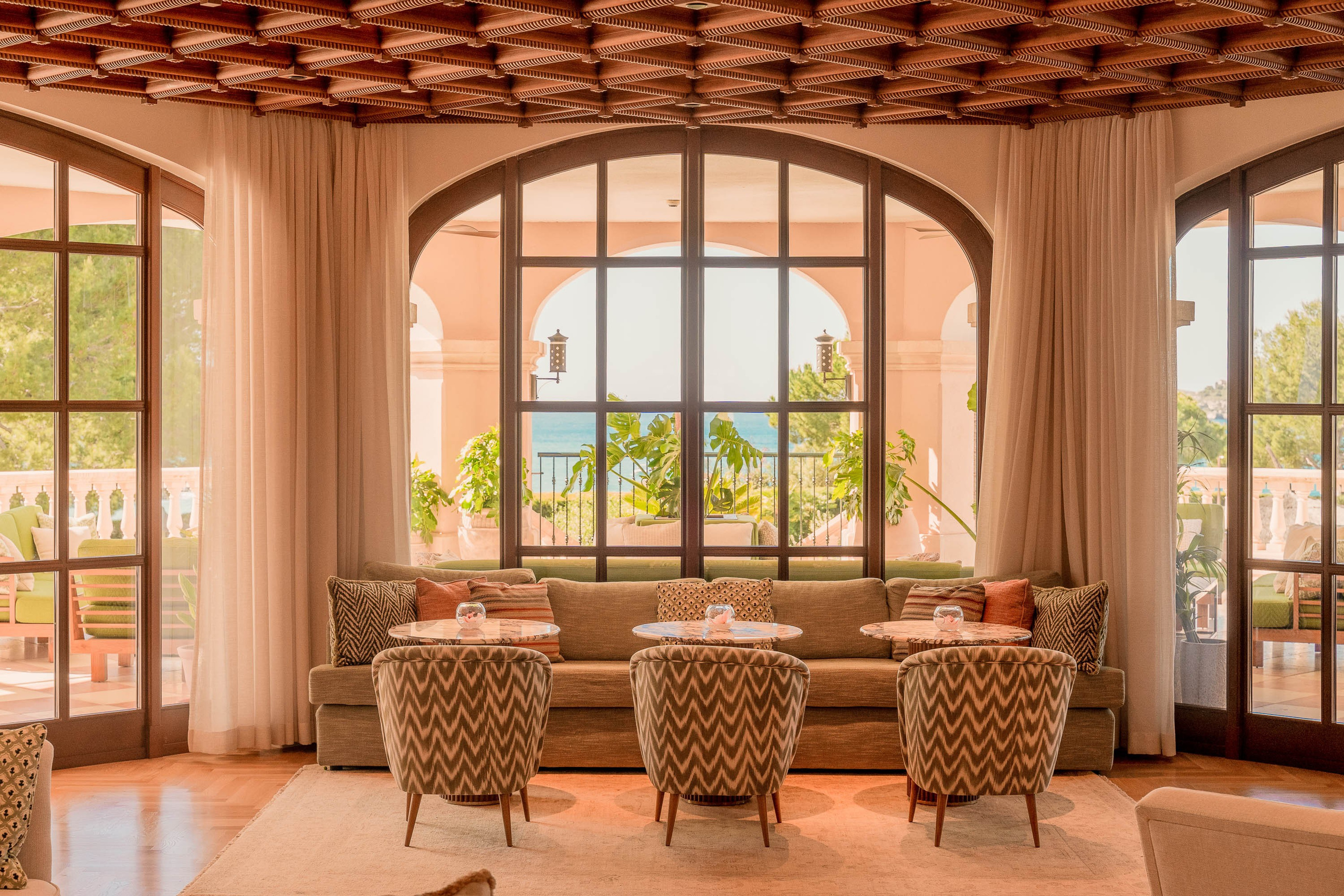 Fotografia Comercial de Restaurante en el Hotel St. Regis Mardavall en Mallorca