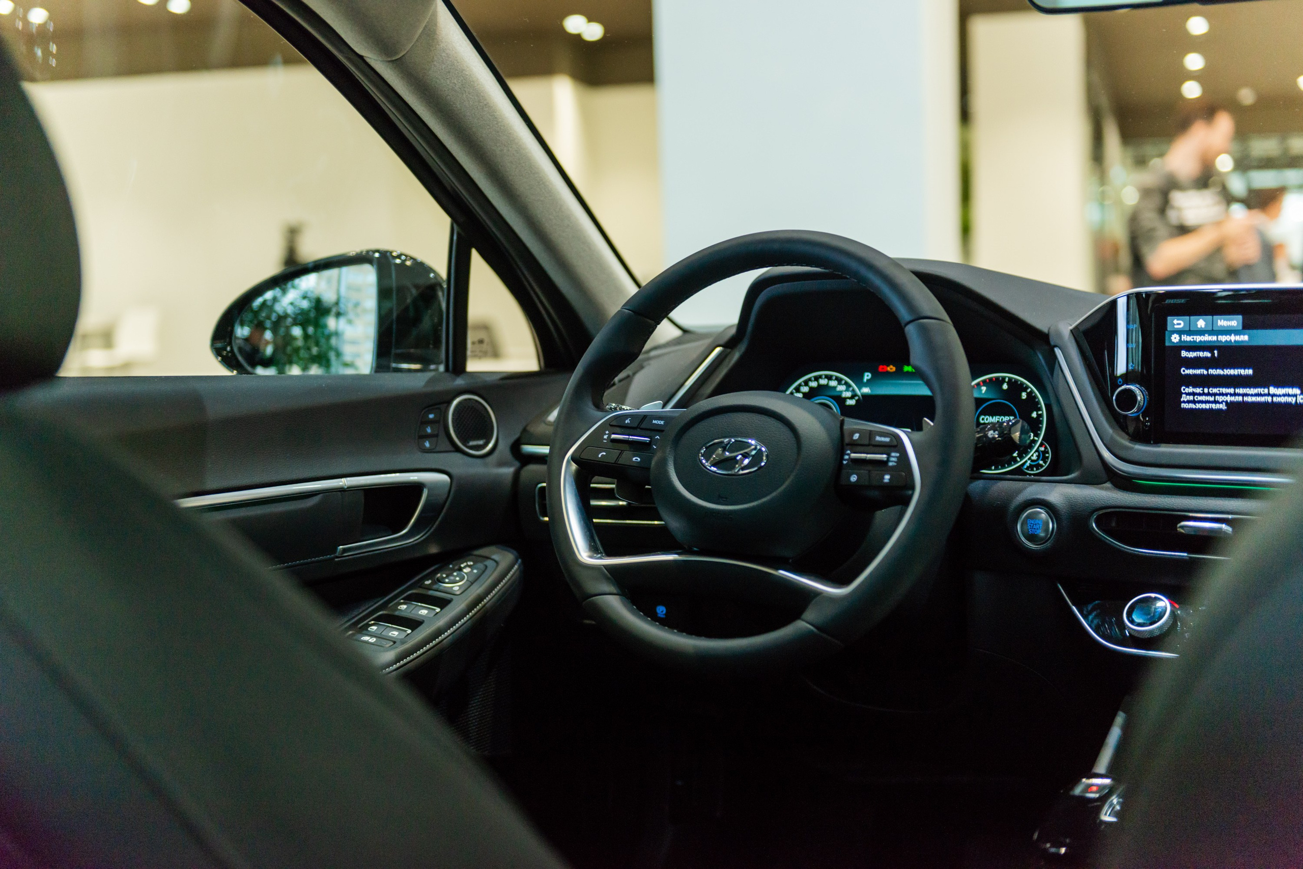 Закрытая презентация новой 8-й Hyundai Sonata. ФОТОГРАФ МЕКСИКА КИНТАНА-РОО