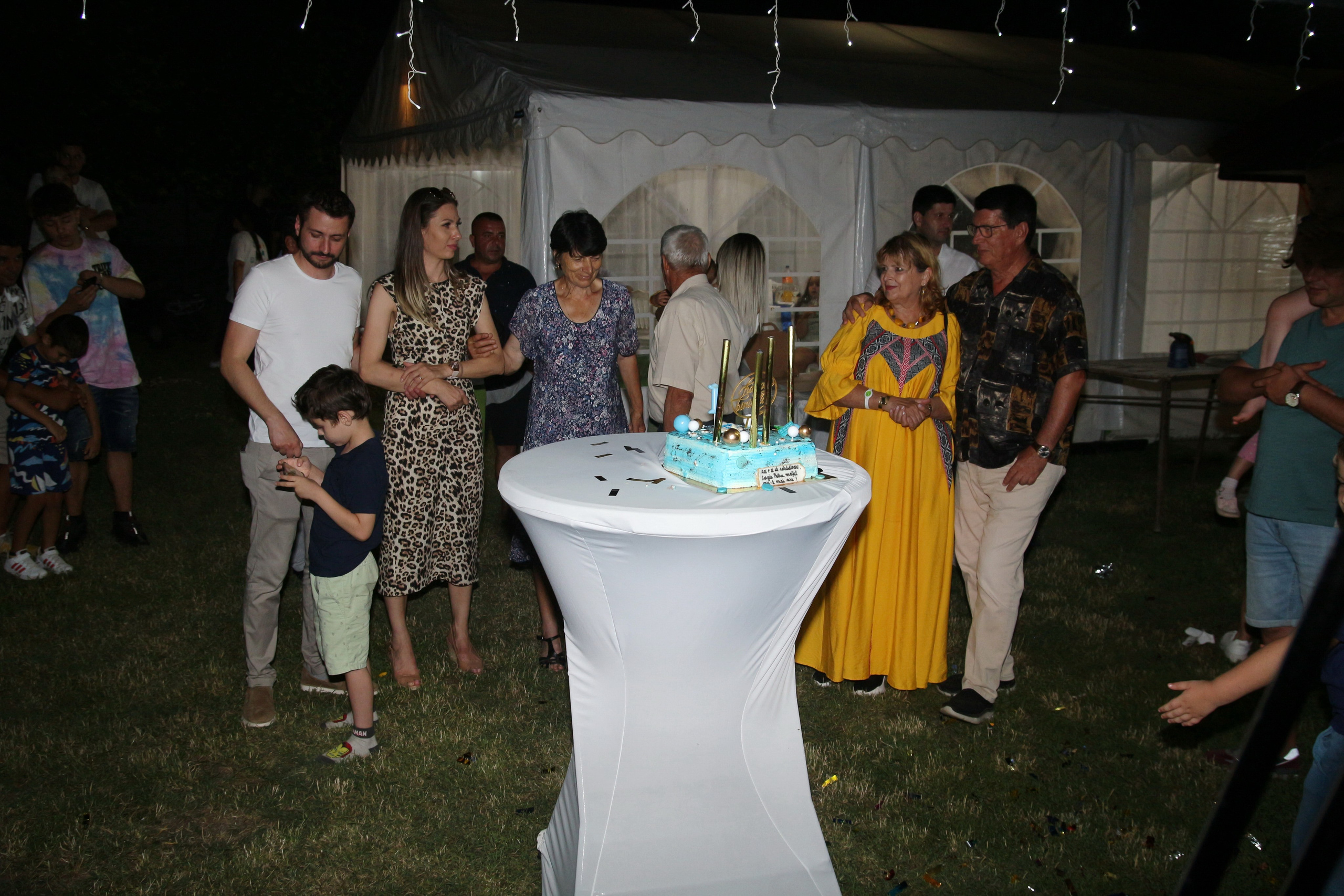 BYZO MEDIA. PETRU BYZO - family and children photographer in ROMANIA