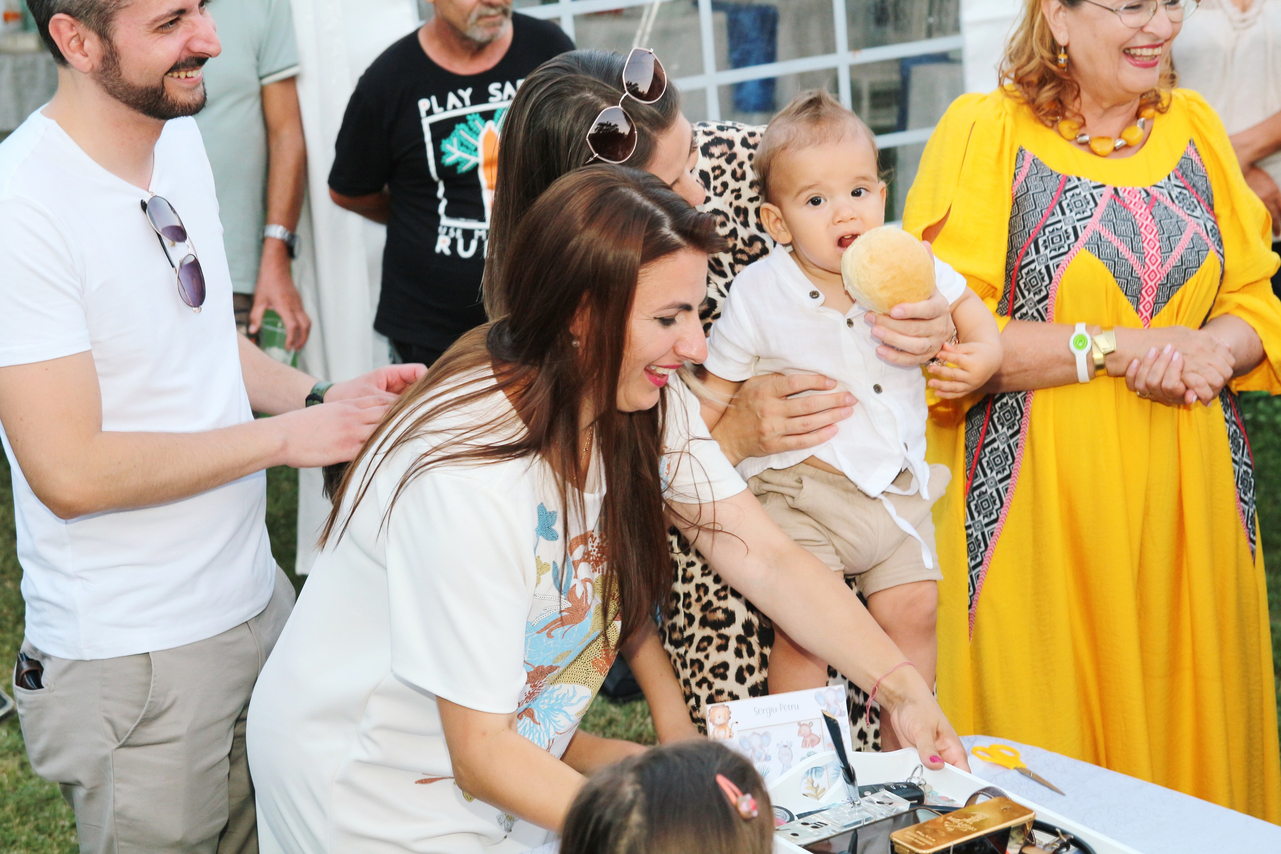 BYZO MEDIA. PETRU BYZO - family and children photographer in ROMANIA