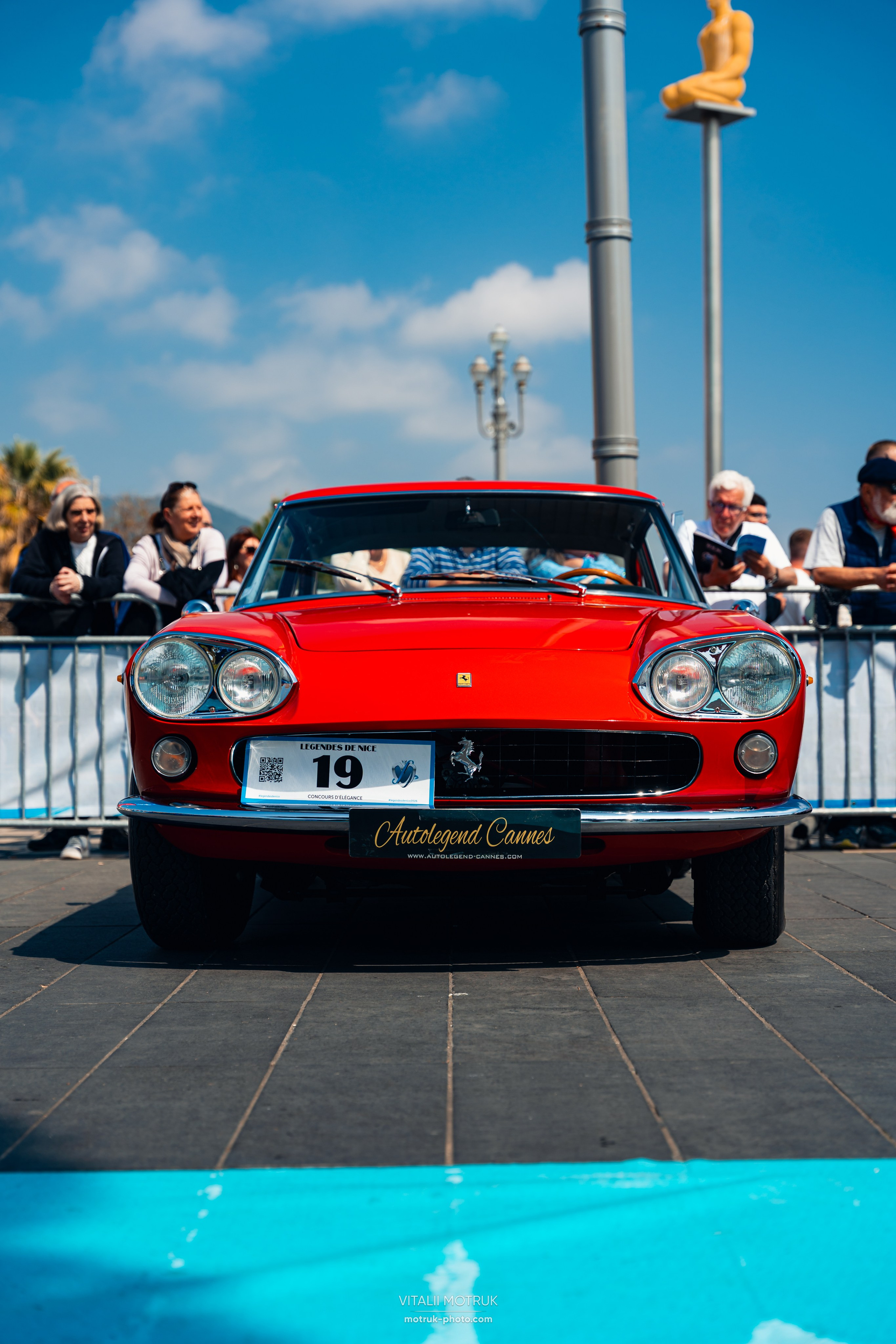 Legends de Nice. Photographe de voitures à Paris — Vitalii Motruk