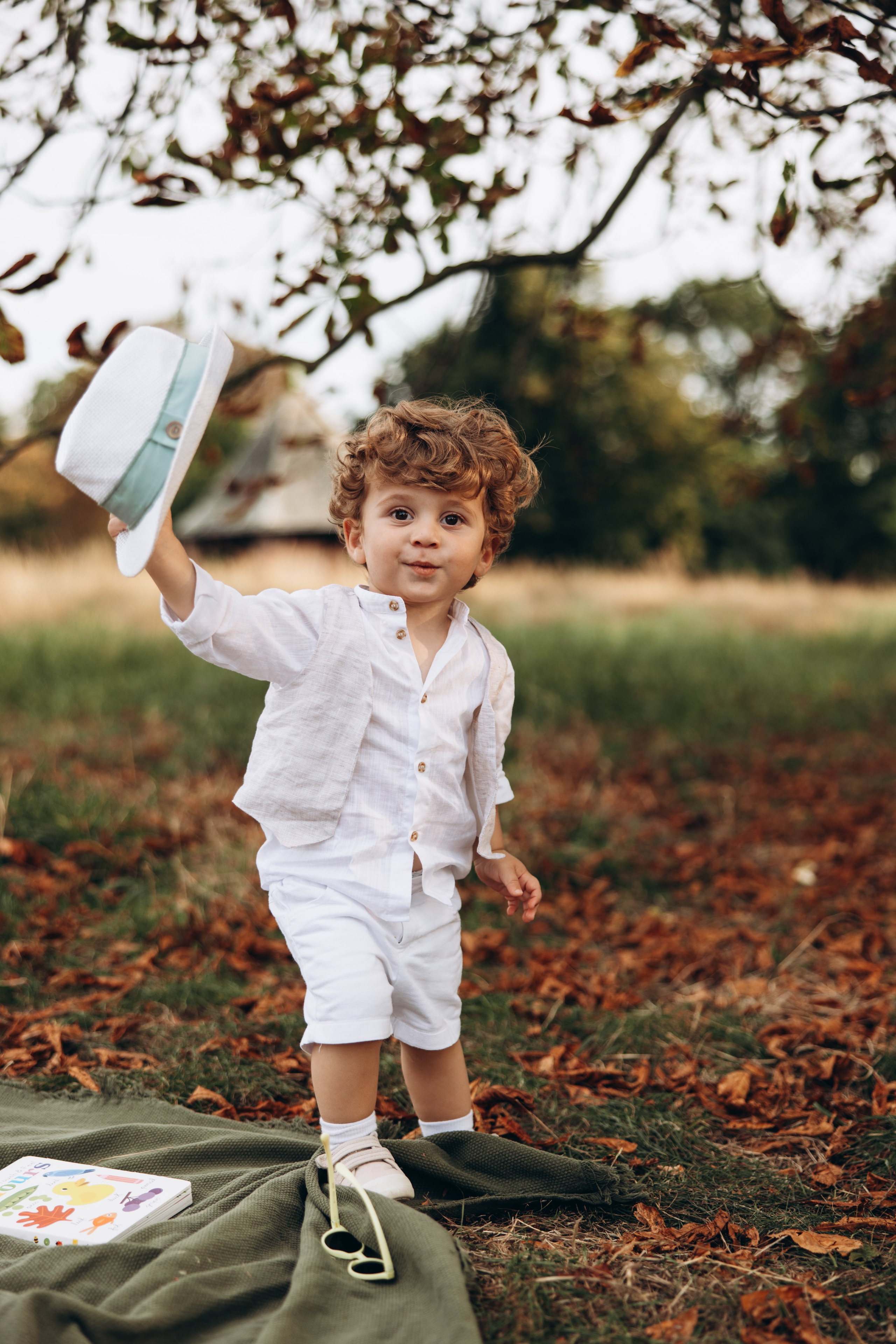 Valerik with parents (Hyde park). Anastasia Klink, Photographer in London