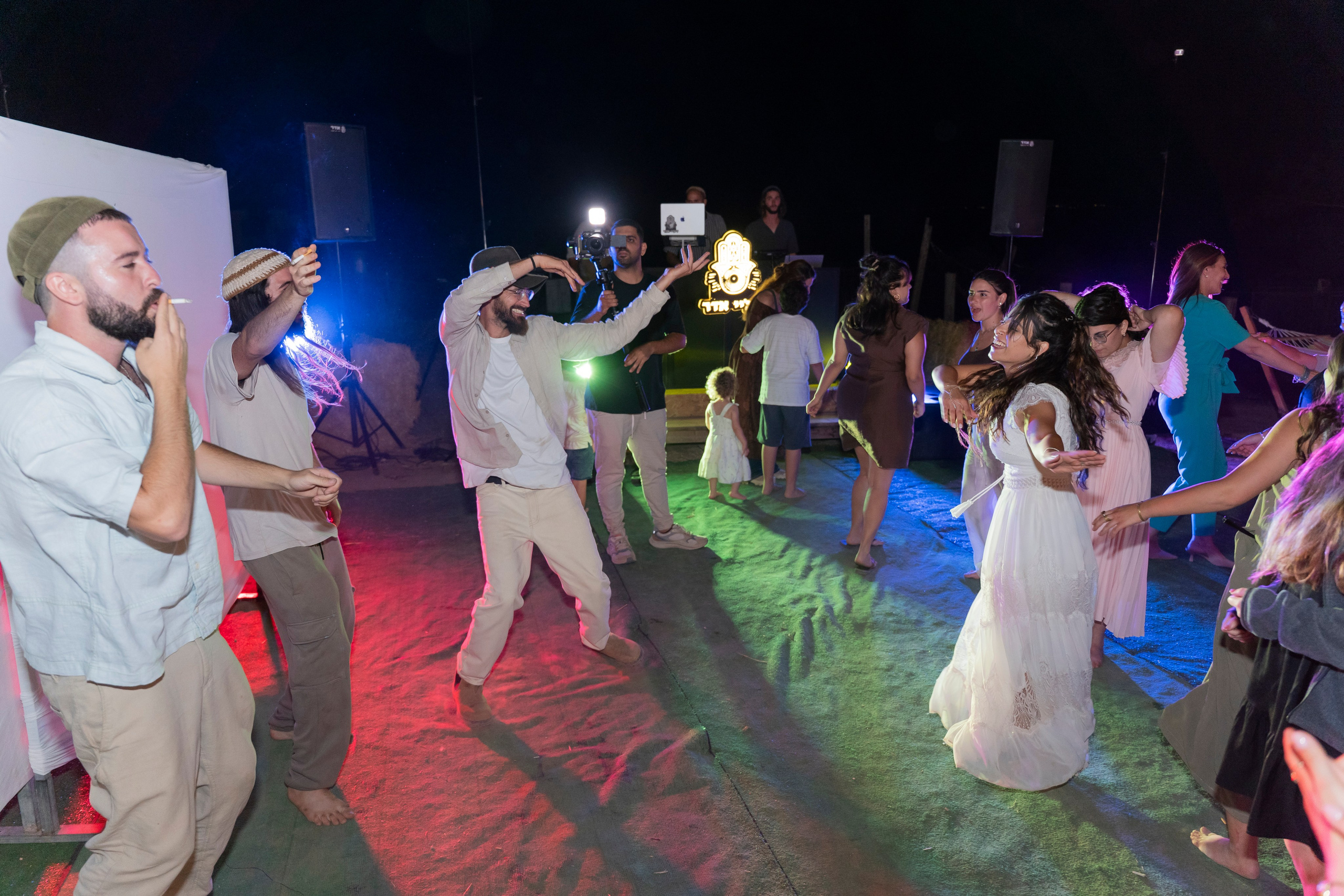 אביה ואחיה. יוסף מזרחי צילום חתונה, ברית וזוגיות. צלם מקצועי שאוהב להוציא אתכם הכי יפים ברגעים הכי מרגשים