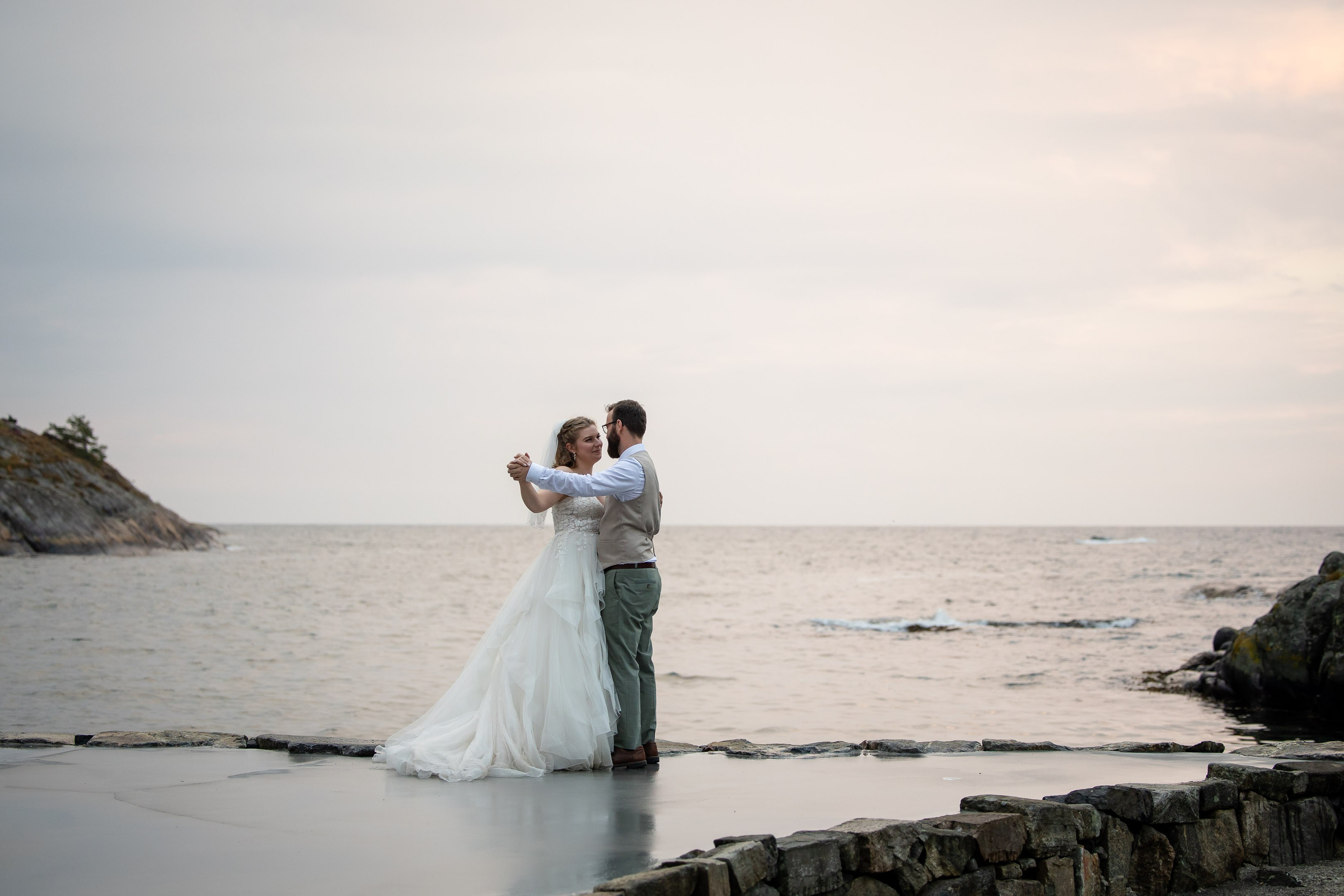 Bryllupsfotografering på Tromøya i Arendal. Bryllupsfotograf i Oslo og Rogaland — Meisal Media