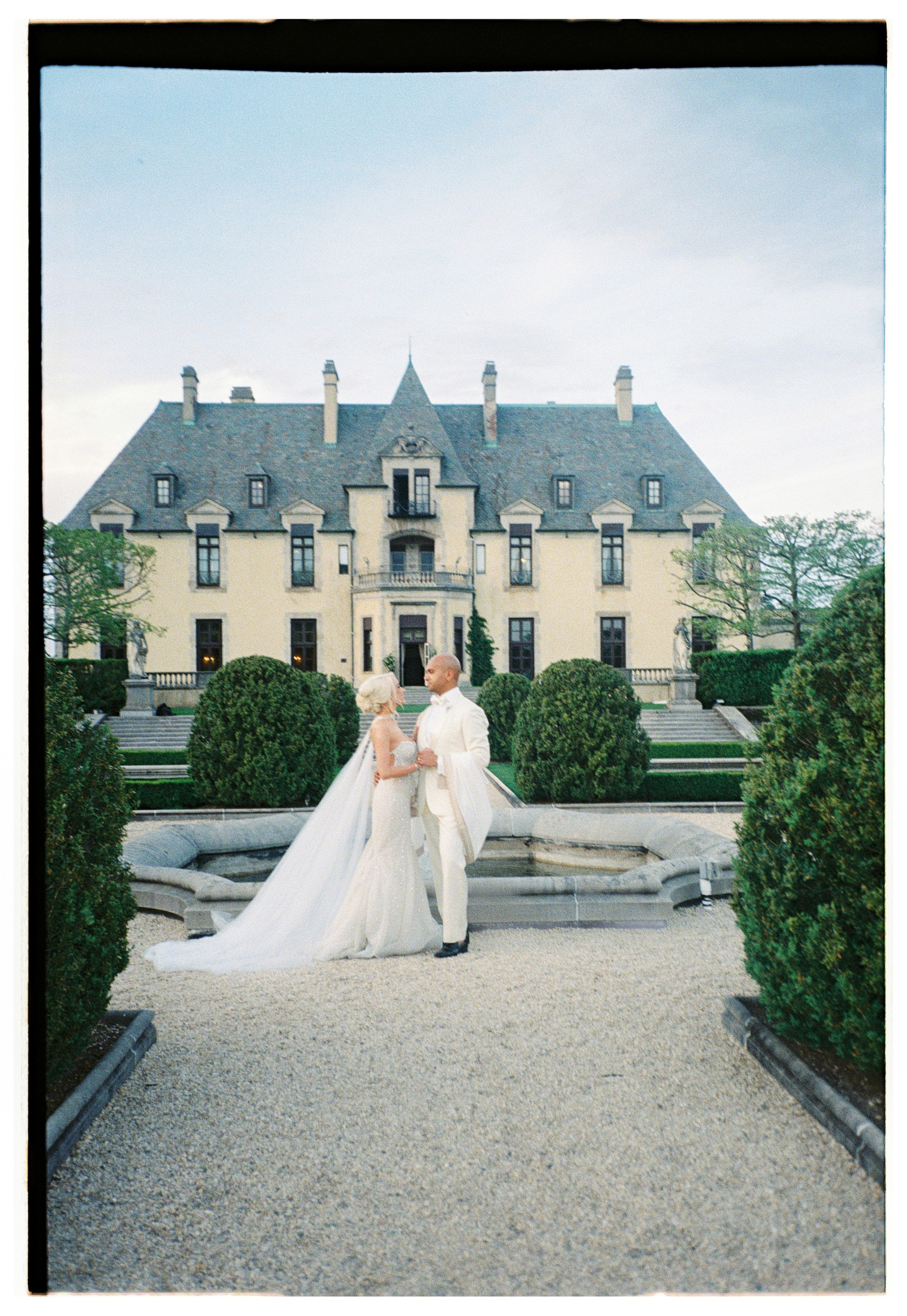 Akshay & Arielle’s Wedding at Oheka Castle | Captured on Kodak Portra 400 Film